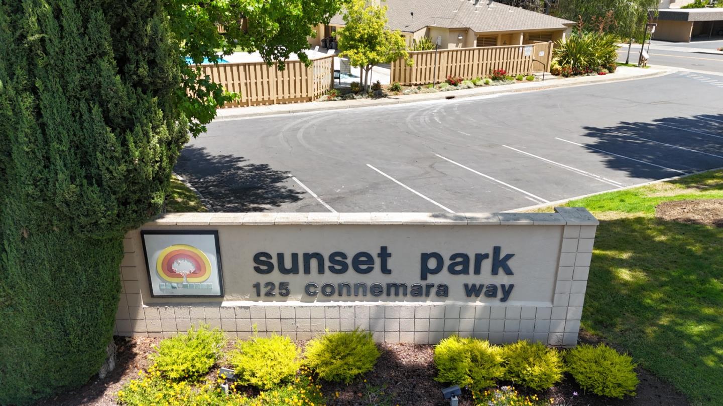 125 Connemara Way 98