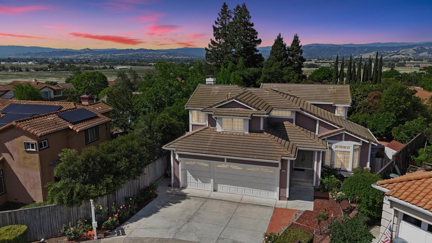 16527 Mira Flores Court