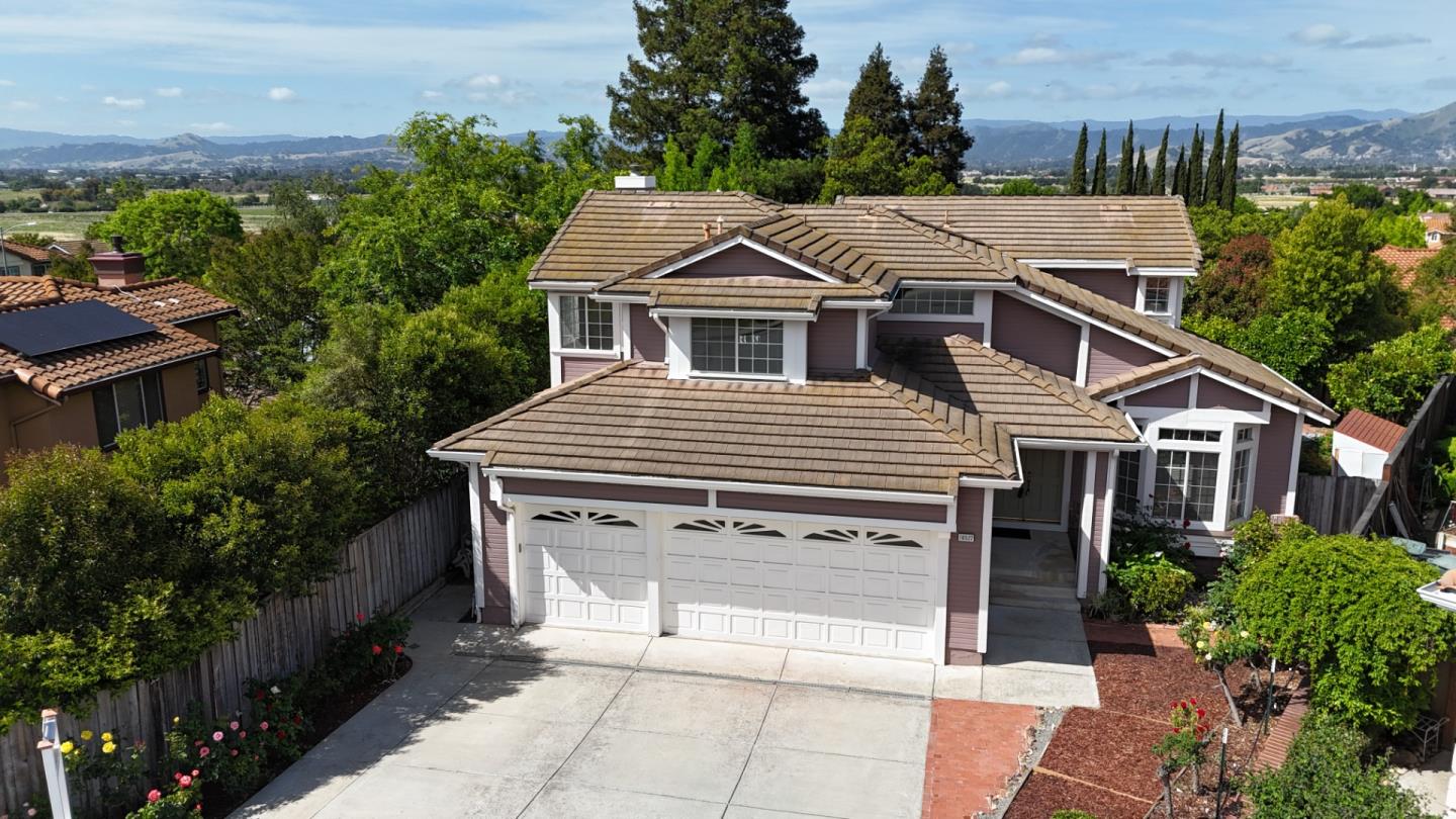 16527 Mira Flores Court