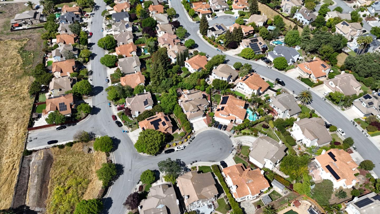 16527 Mira Flores Court