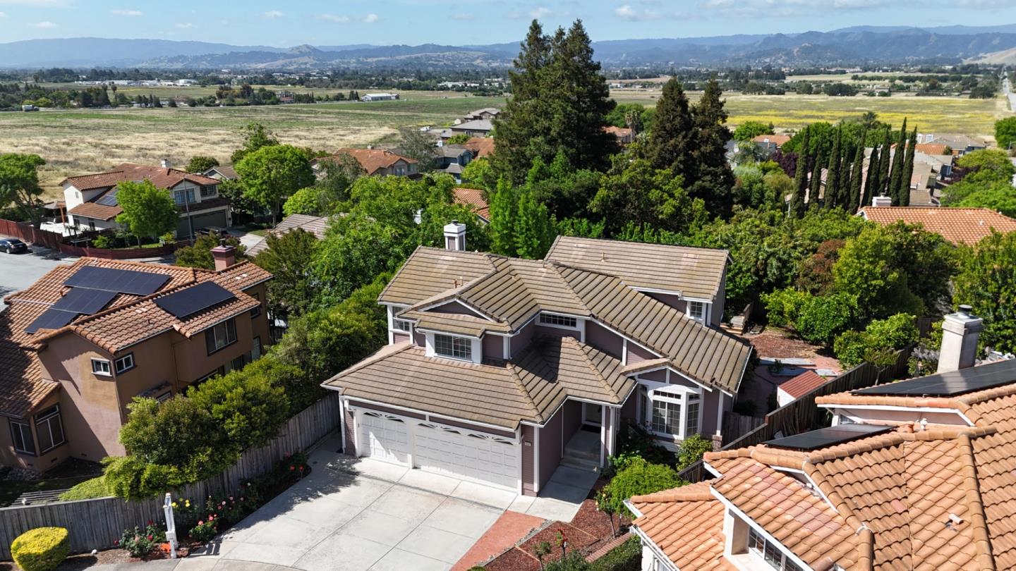 16527 Mira Flores Court