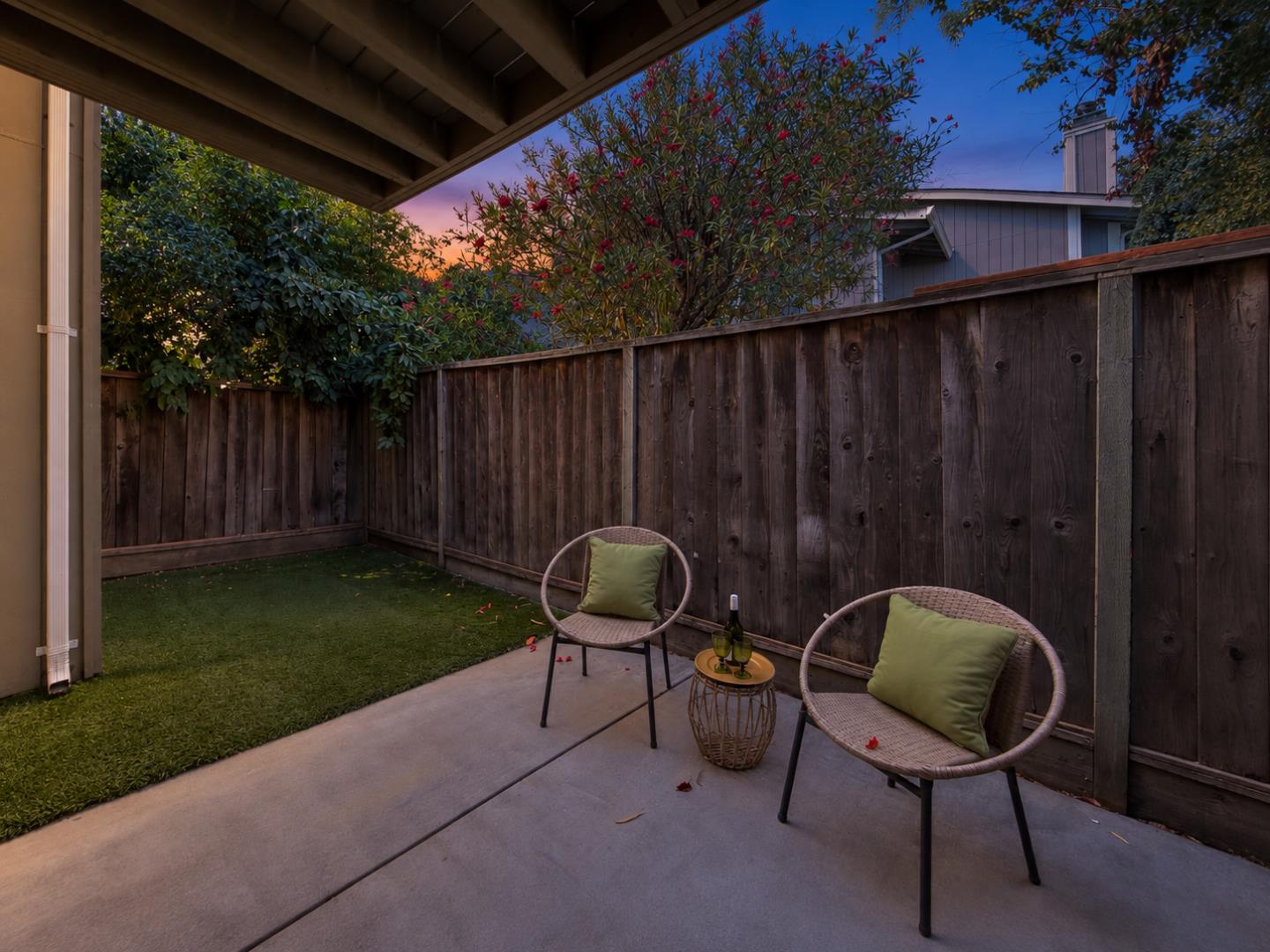 236 W Rincon AVE P