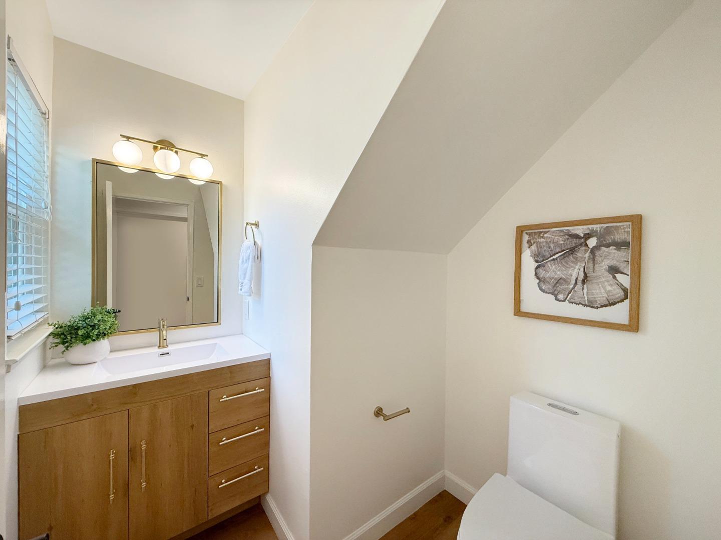 236 W Rincon AVE P
