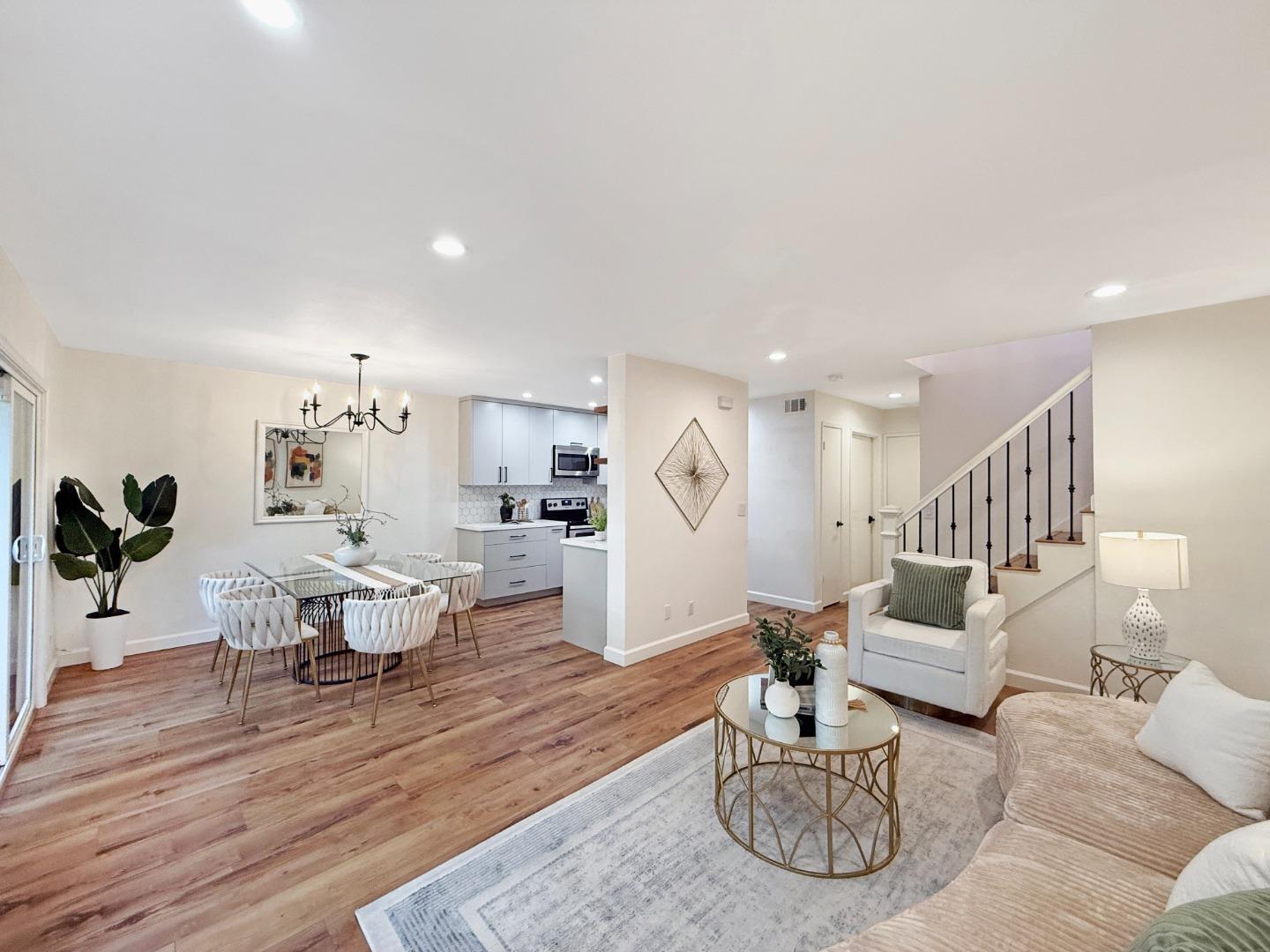 236 W Rincon AVE P