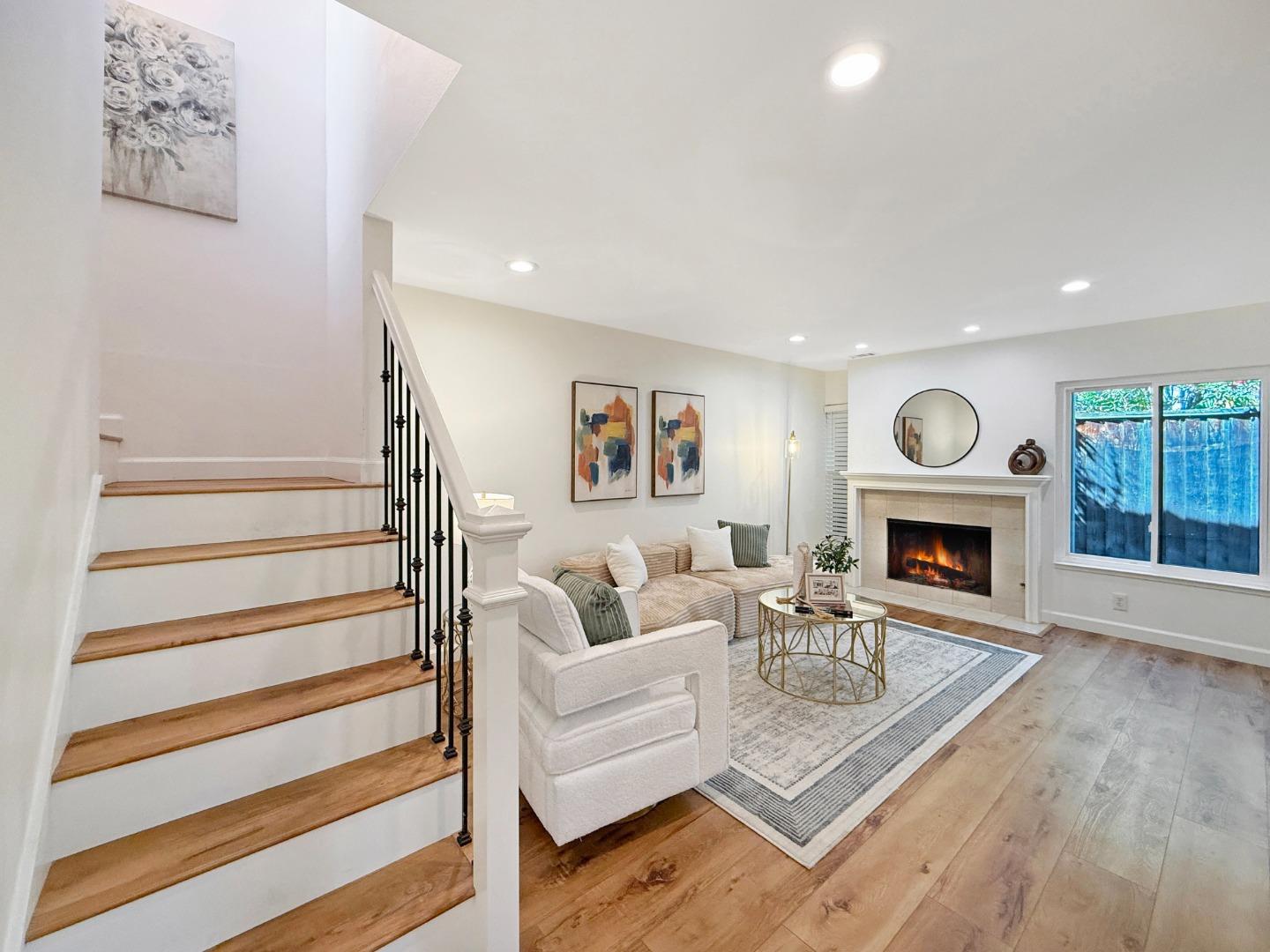 236 W Rincon AVE P