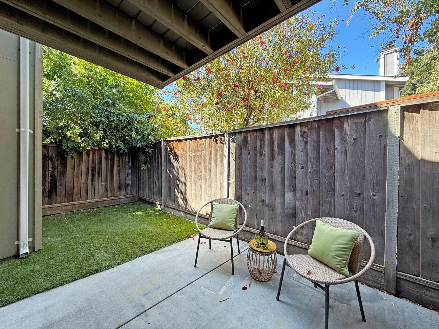 236 W Rincon AVE P