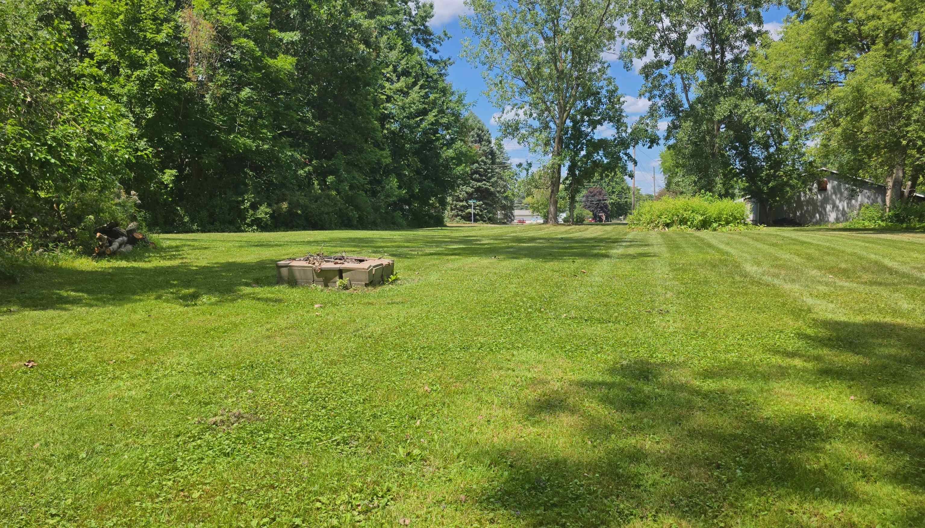00 Schoolcraft Drive