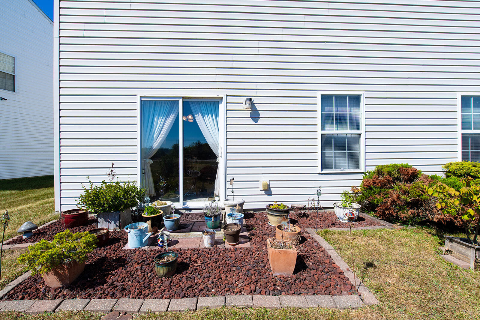 1517 Round Lake Road