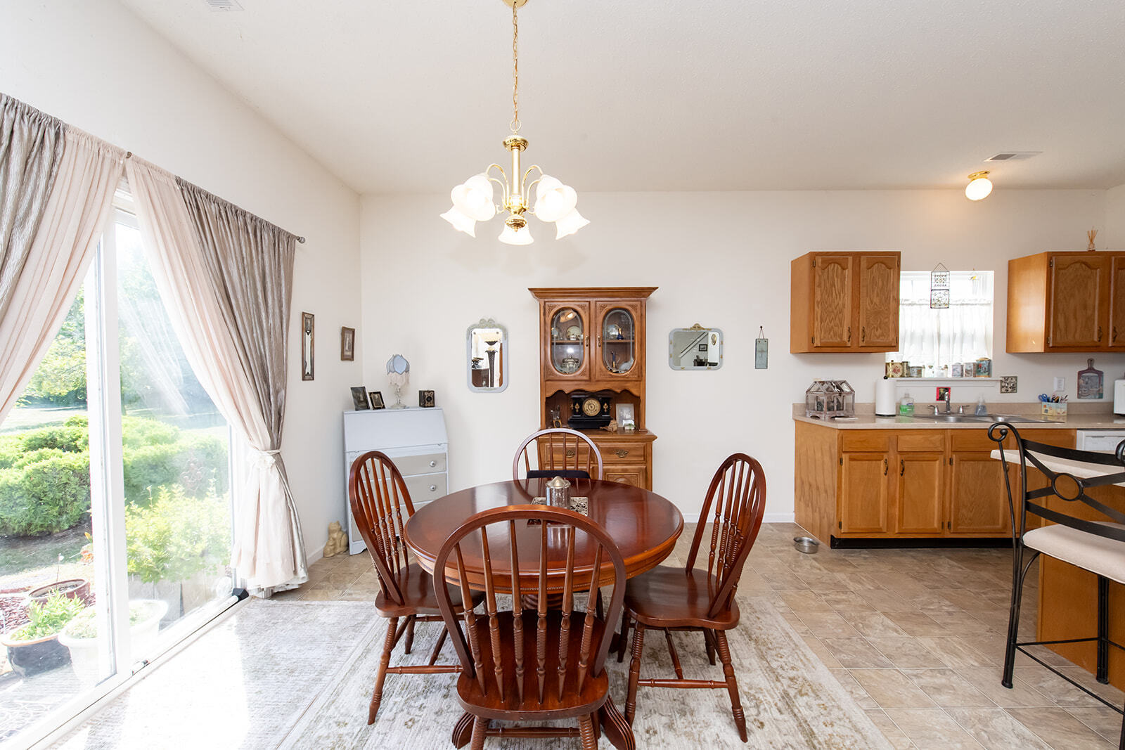 1517 Round Lake Road