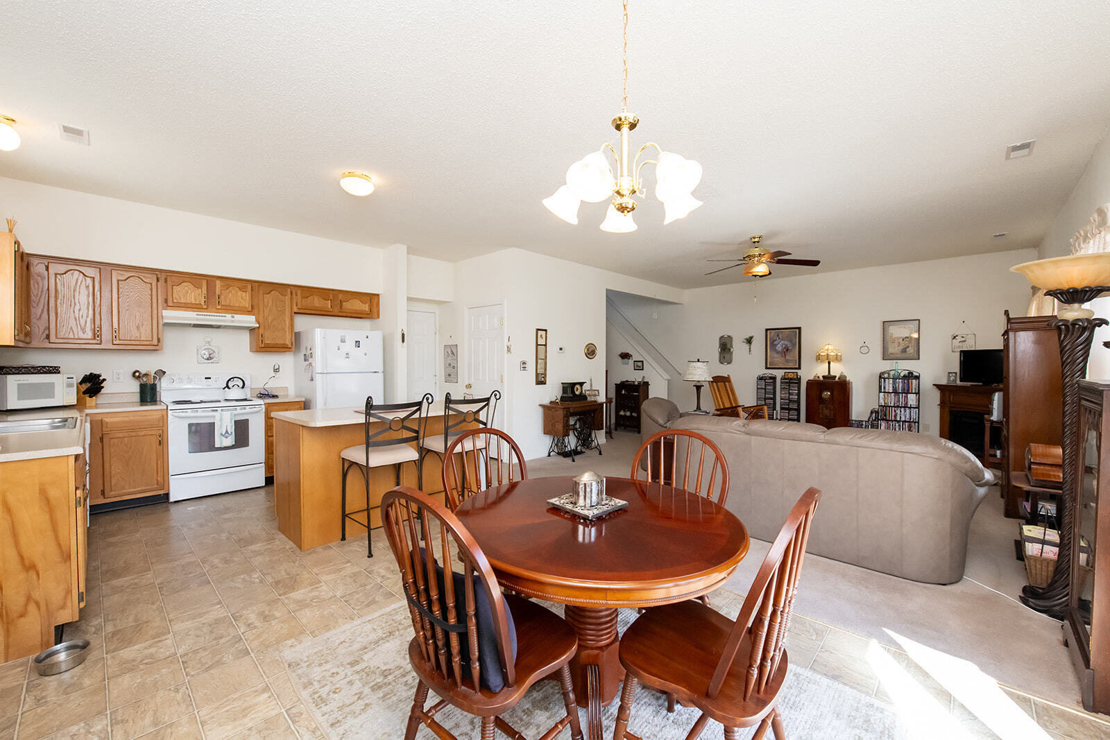 1517 Round Lake Road