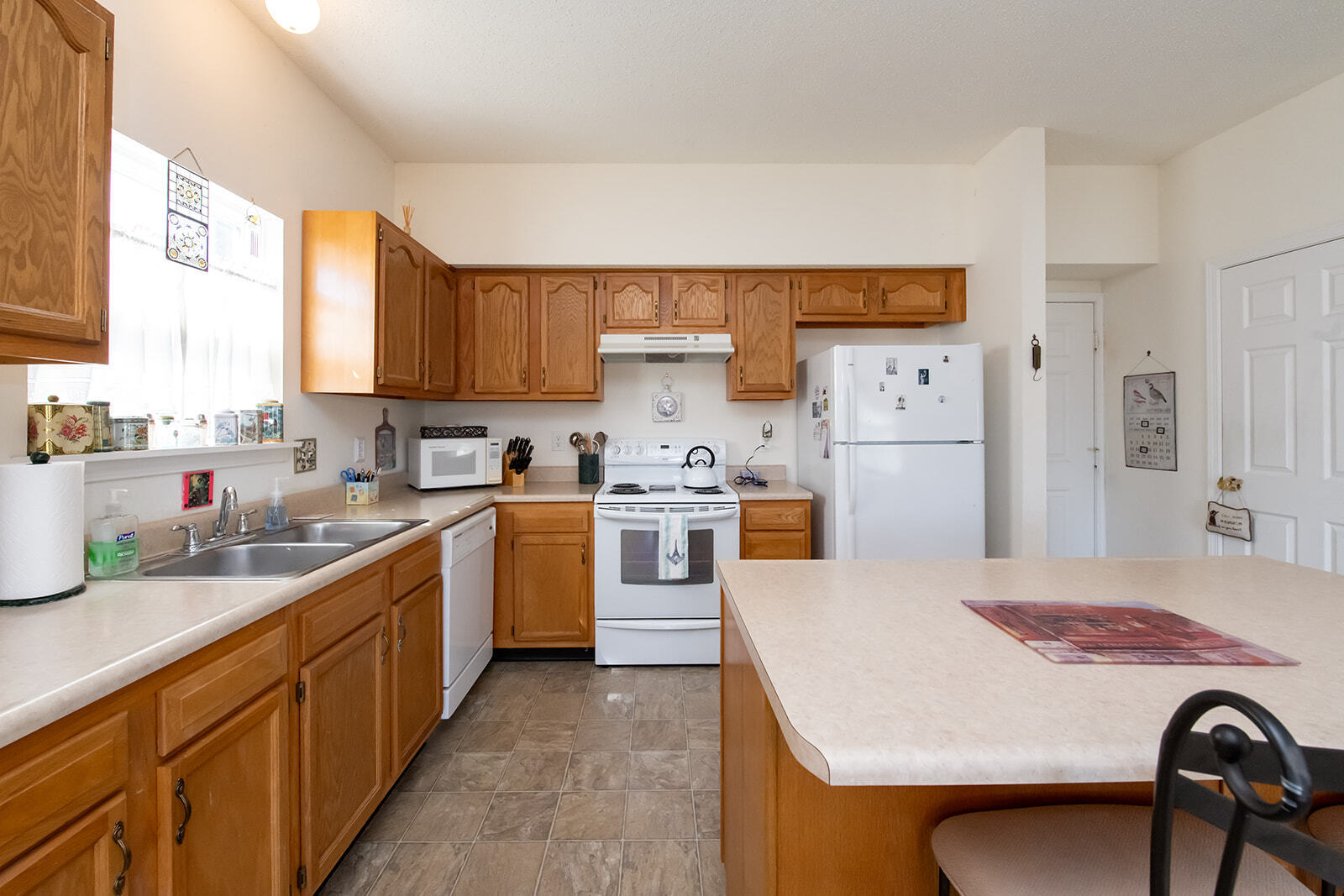 1517 Round Lake Road