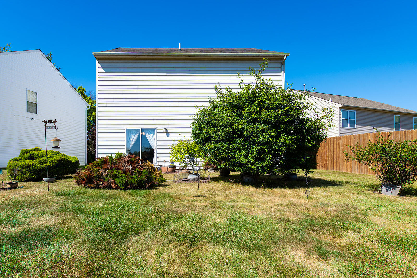 1517 Round Lake Road