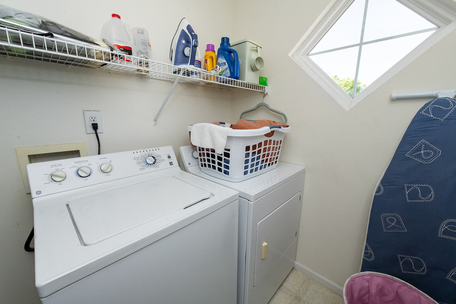 1517 Round Lake Road