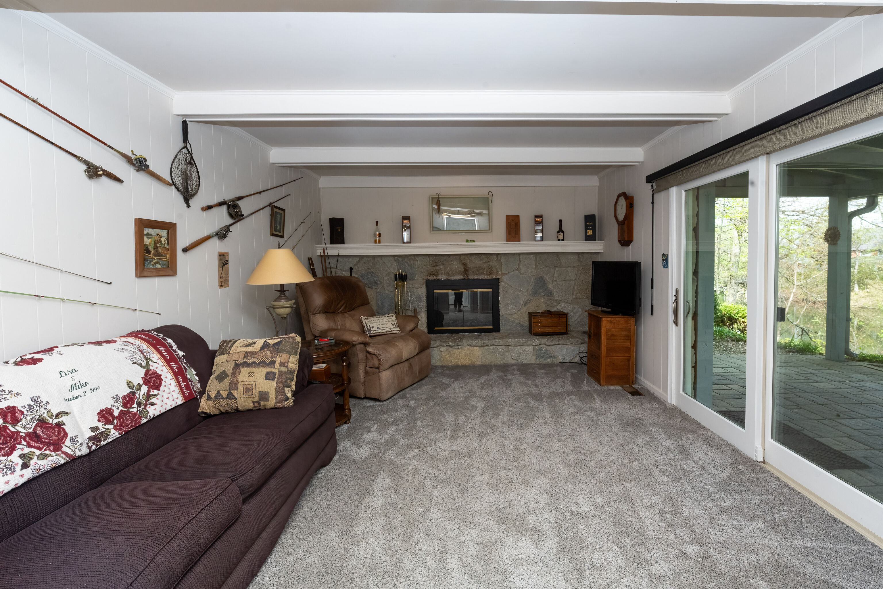 5855 Paradise Drive