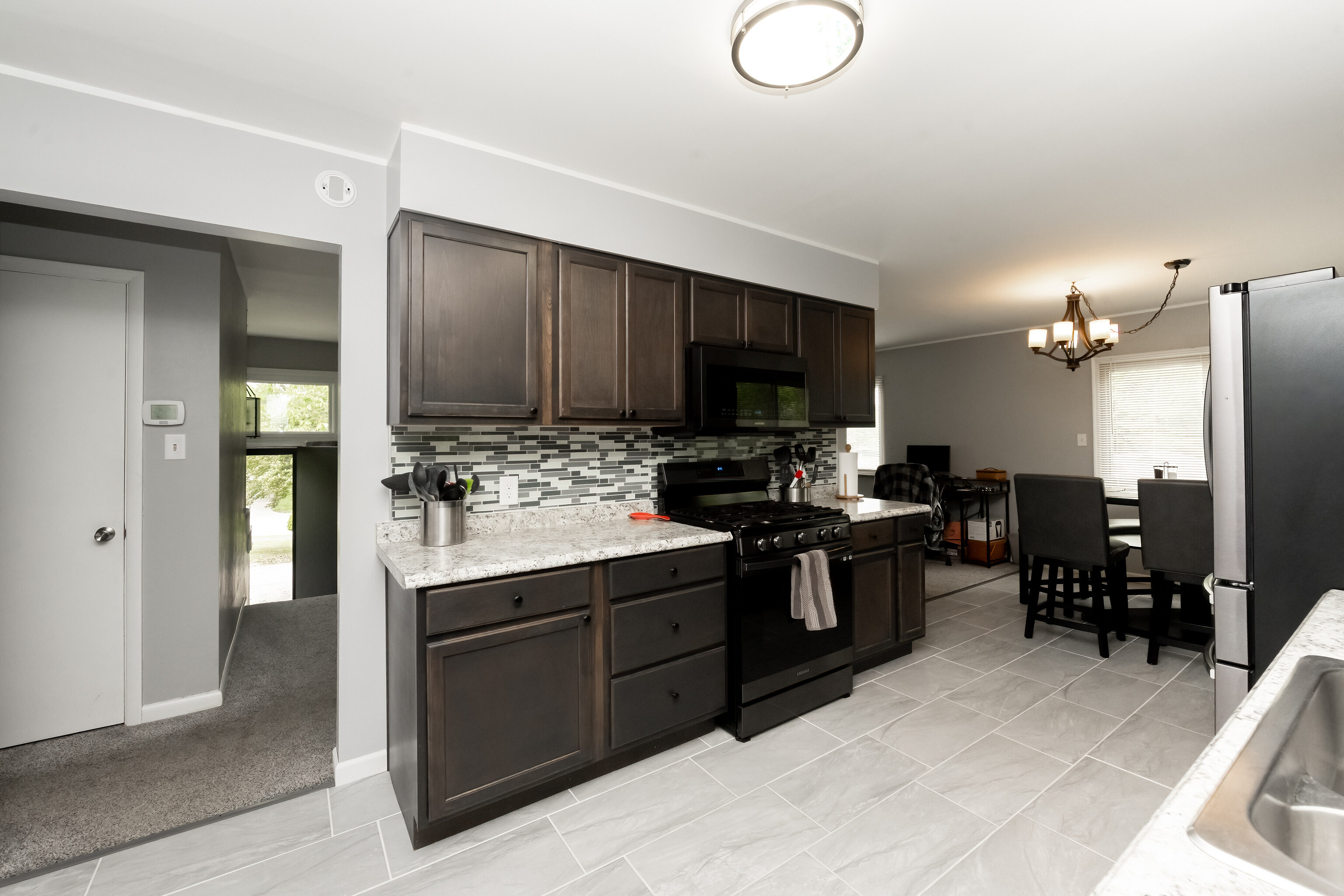 284 Sunset Boulevard