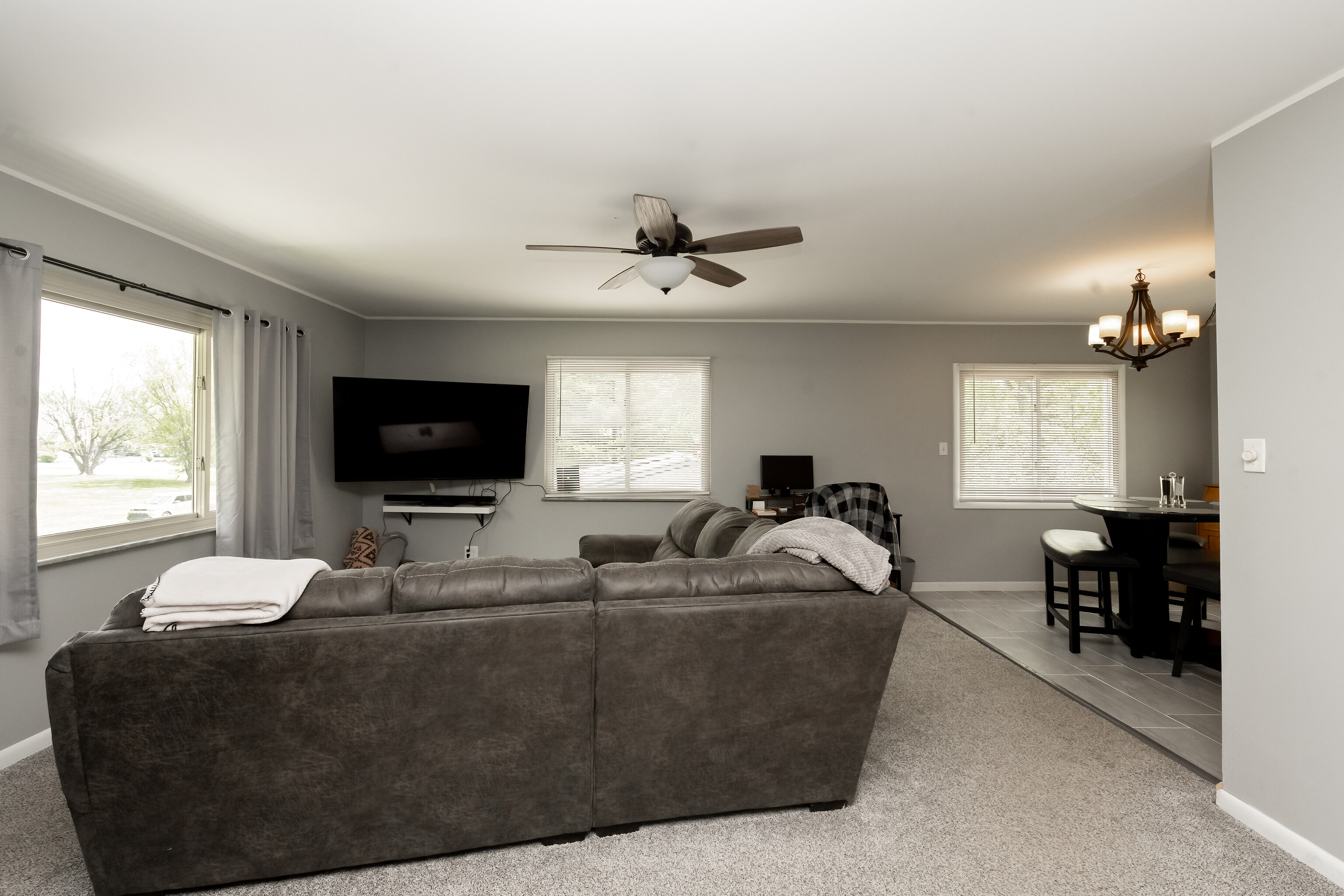 284 Sunset Boulevard