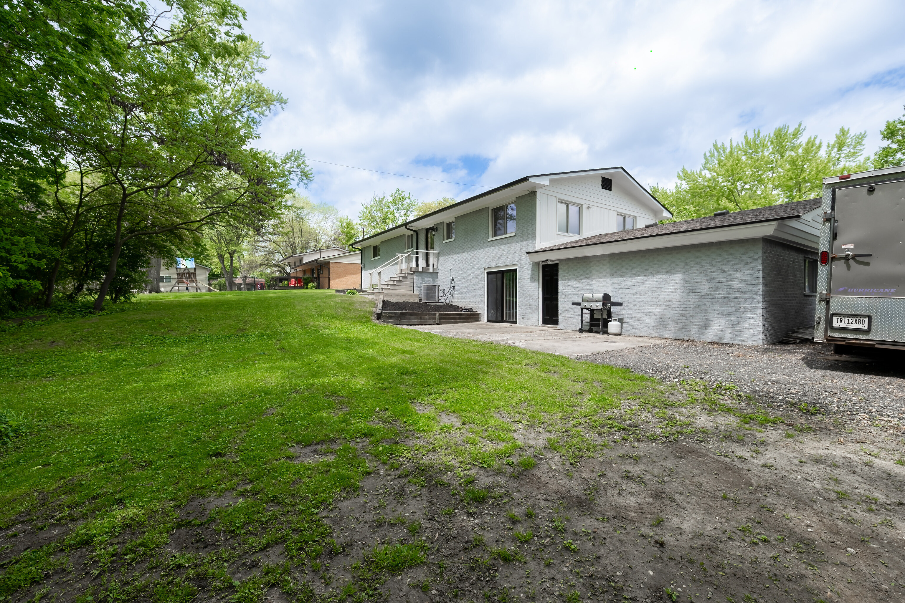 284 Sunset Boulevard