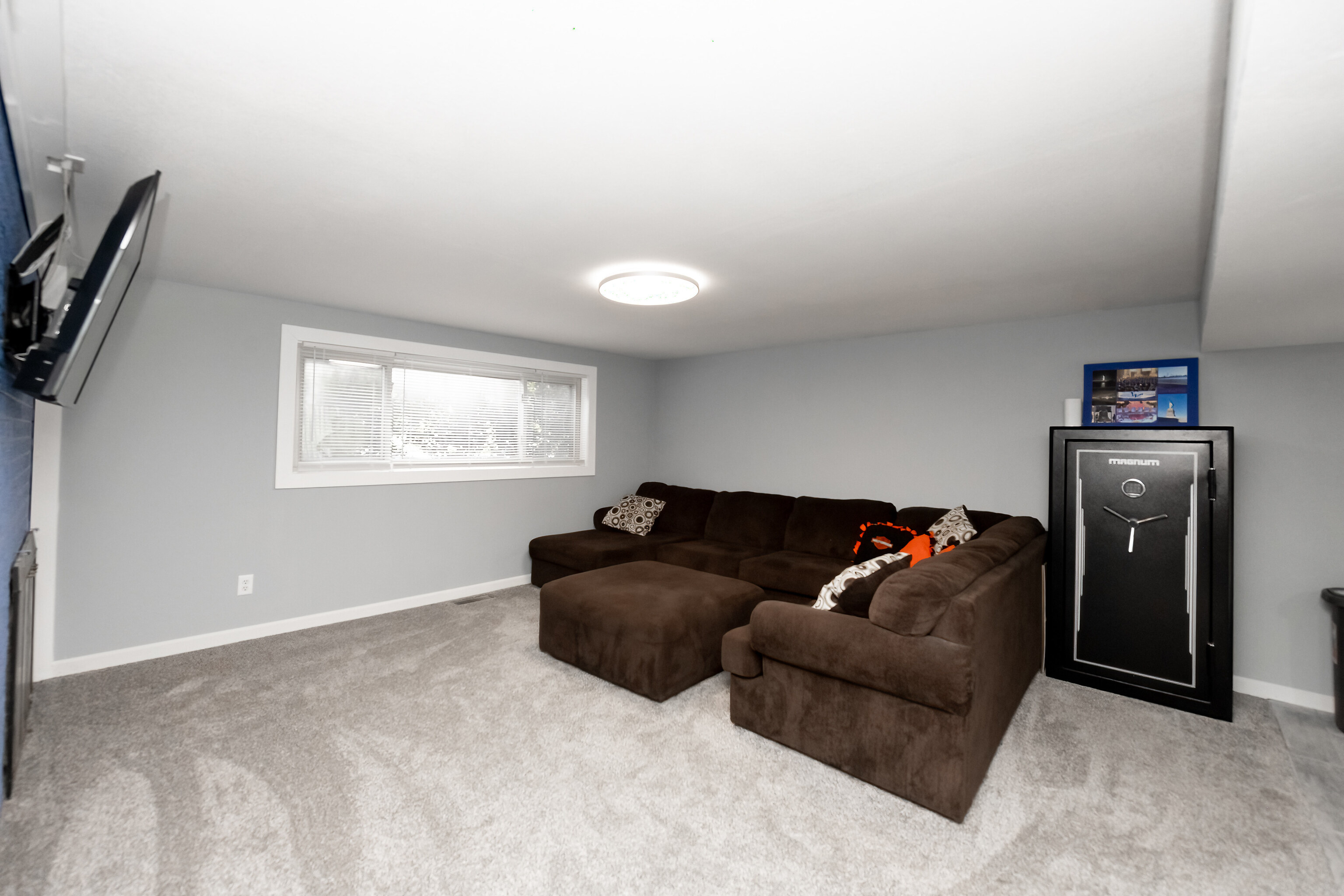 284 Sunset Boulevard