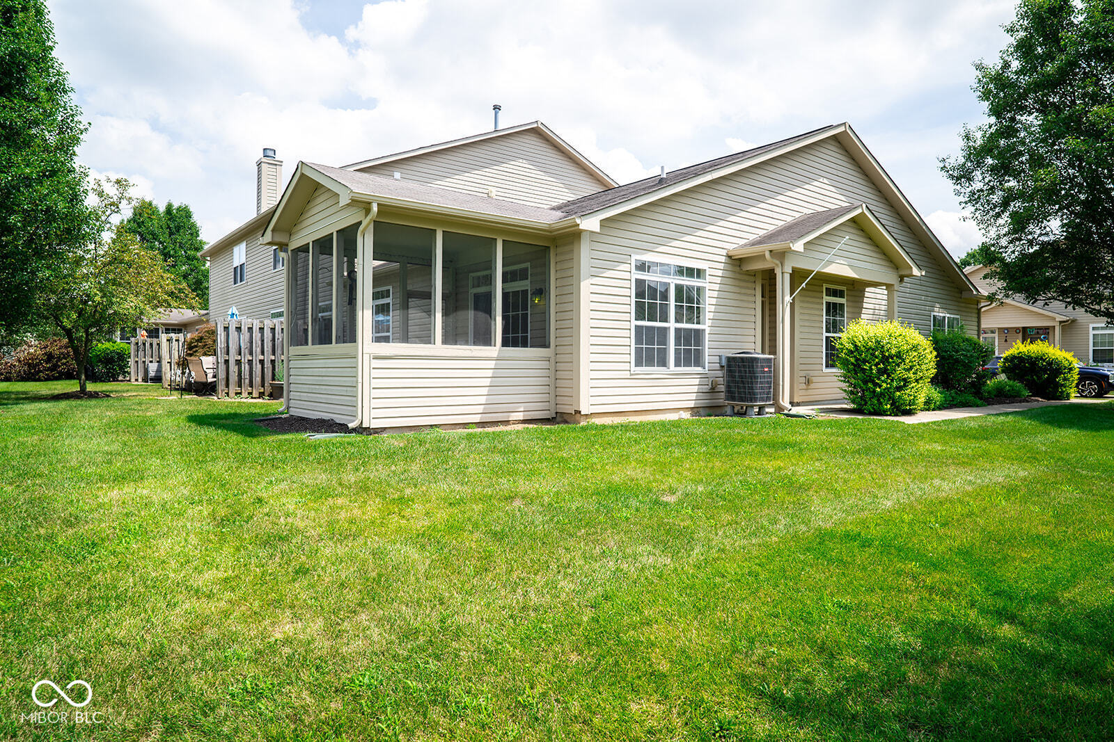 7226 Wyatt Lane