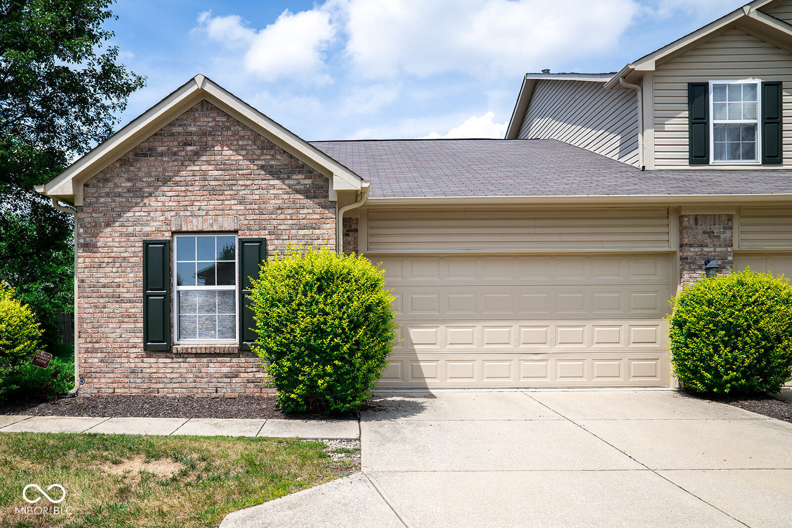 7226 Wyatt Lane