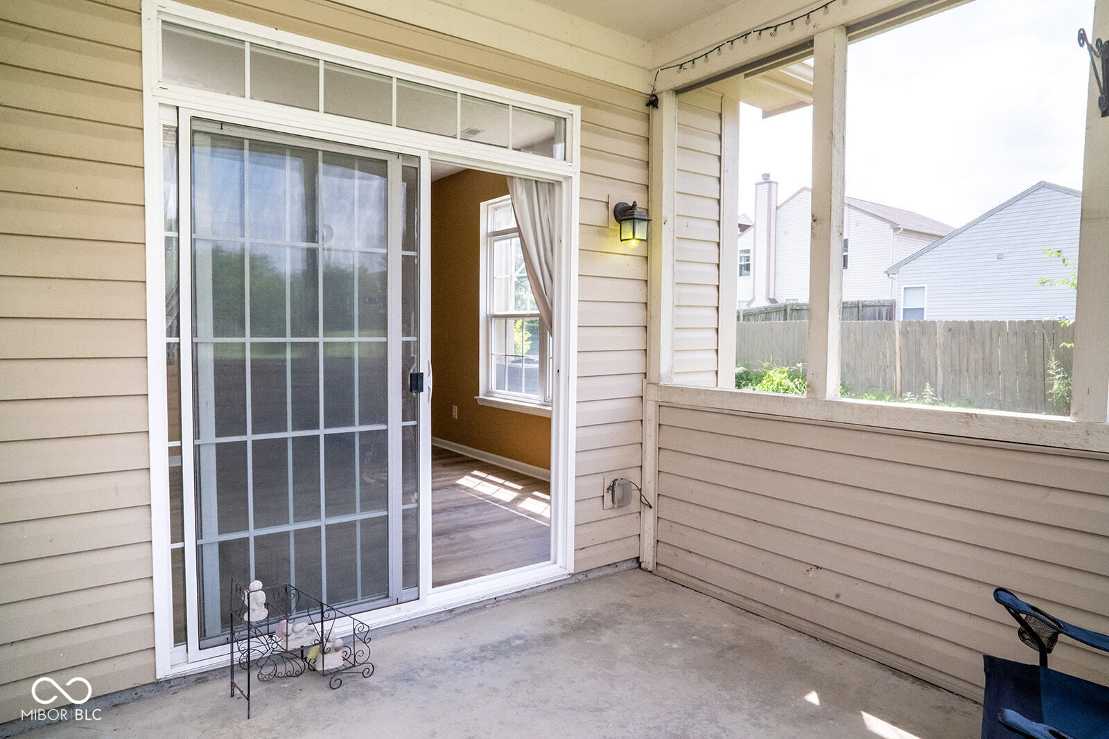 7226 Wyatt Lane