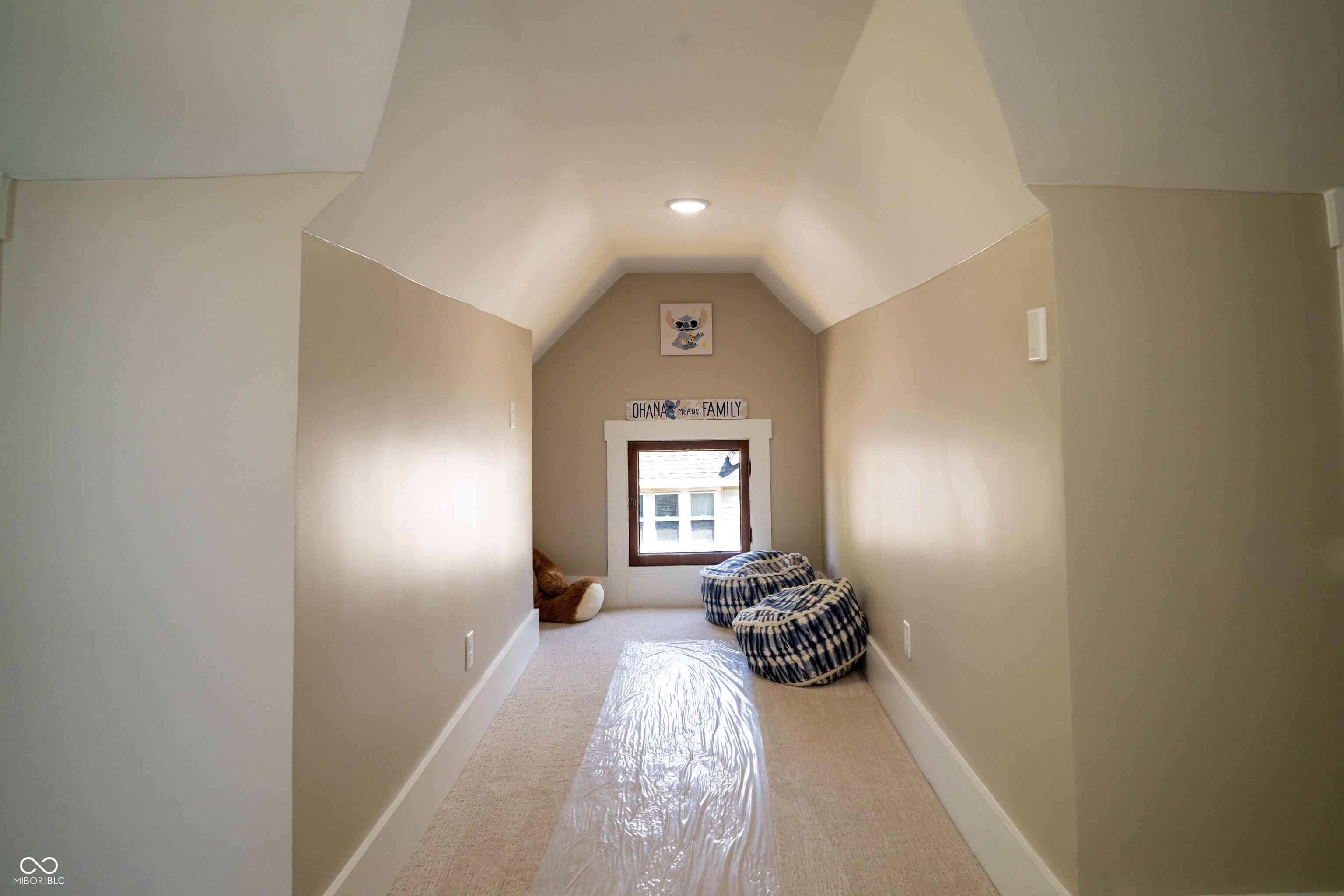 250 W King Street