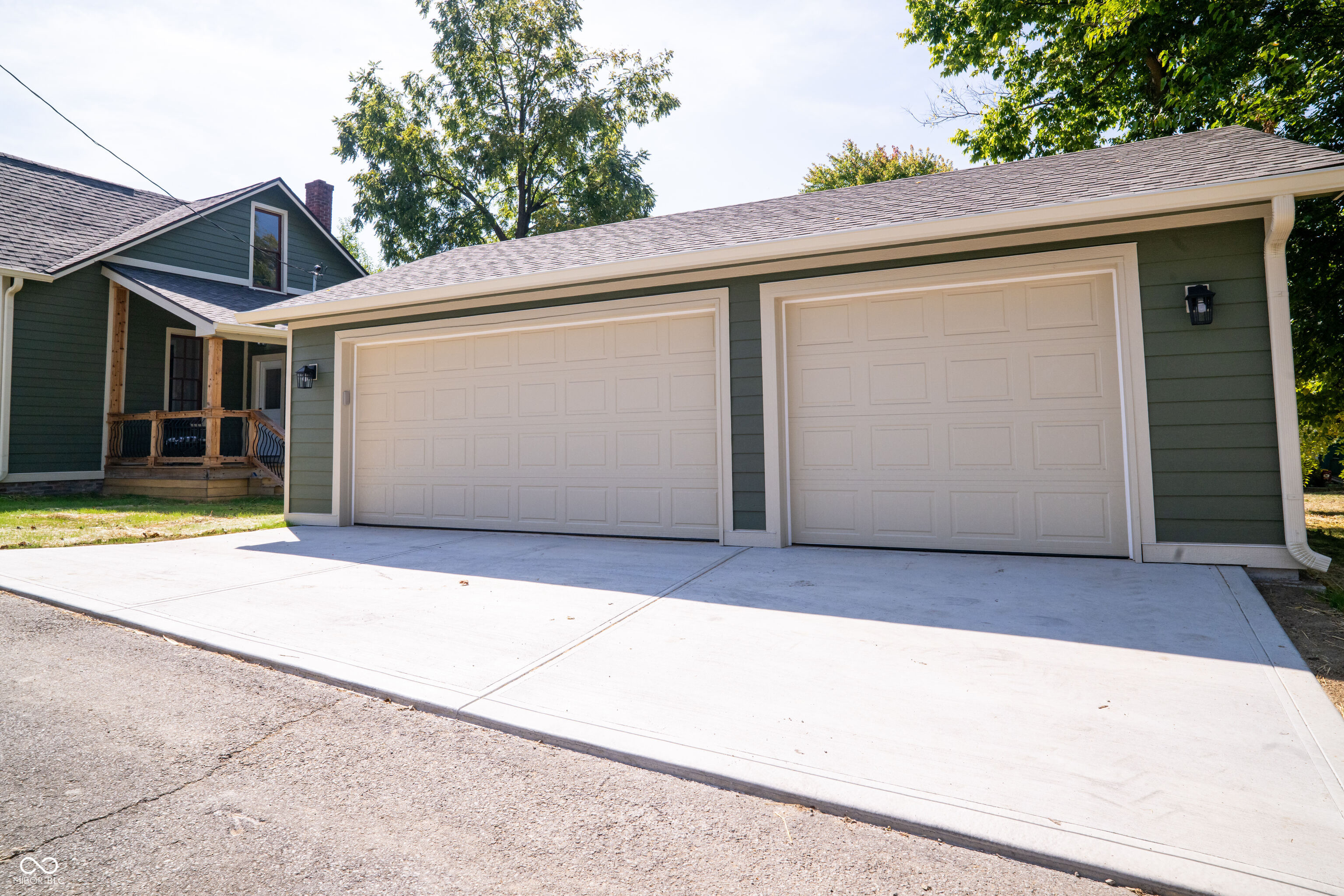 250 W King Street