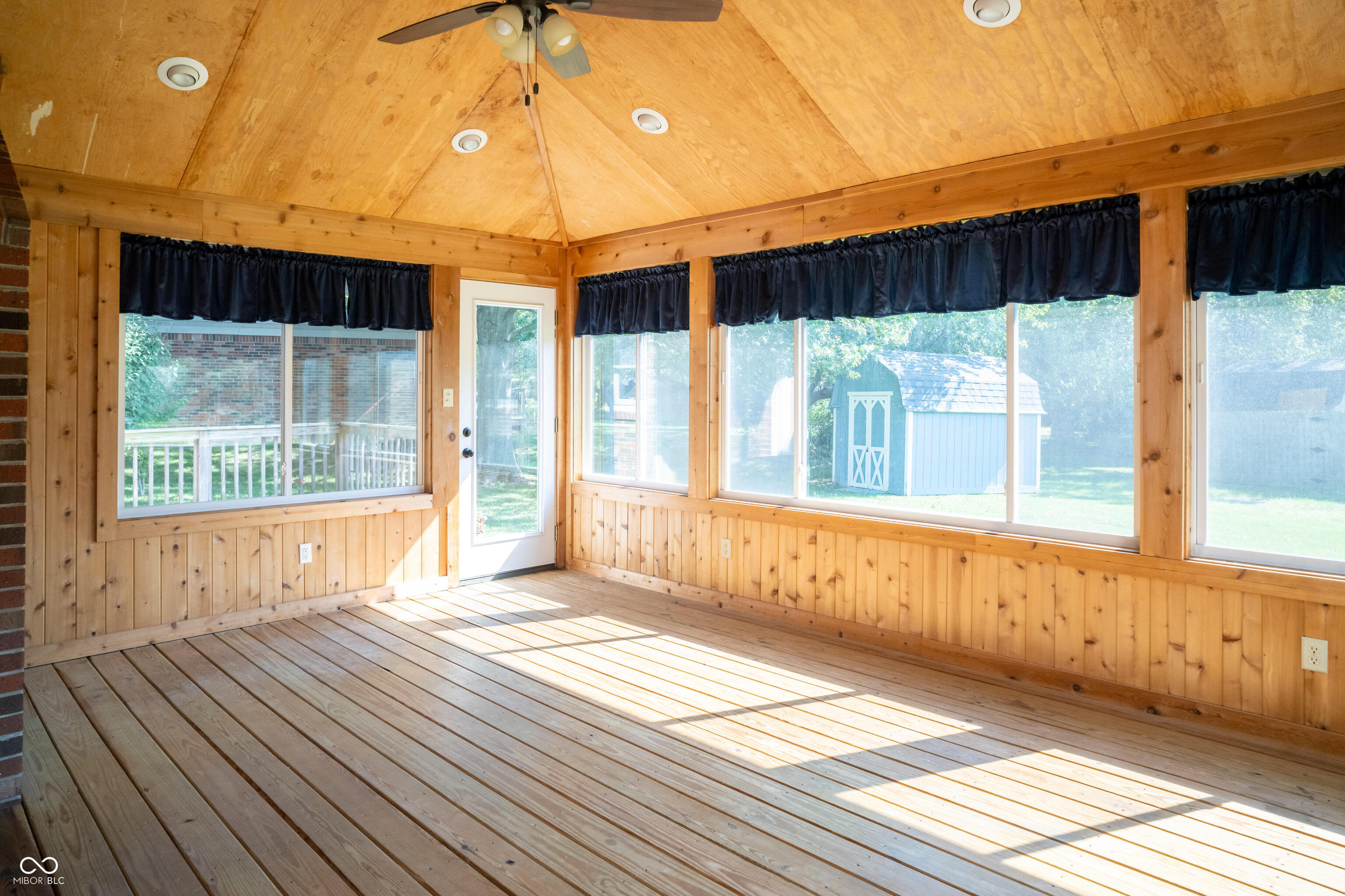 554 Whispering Trail