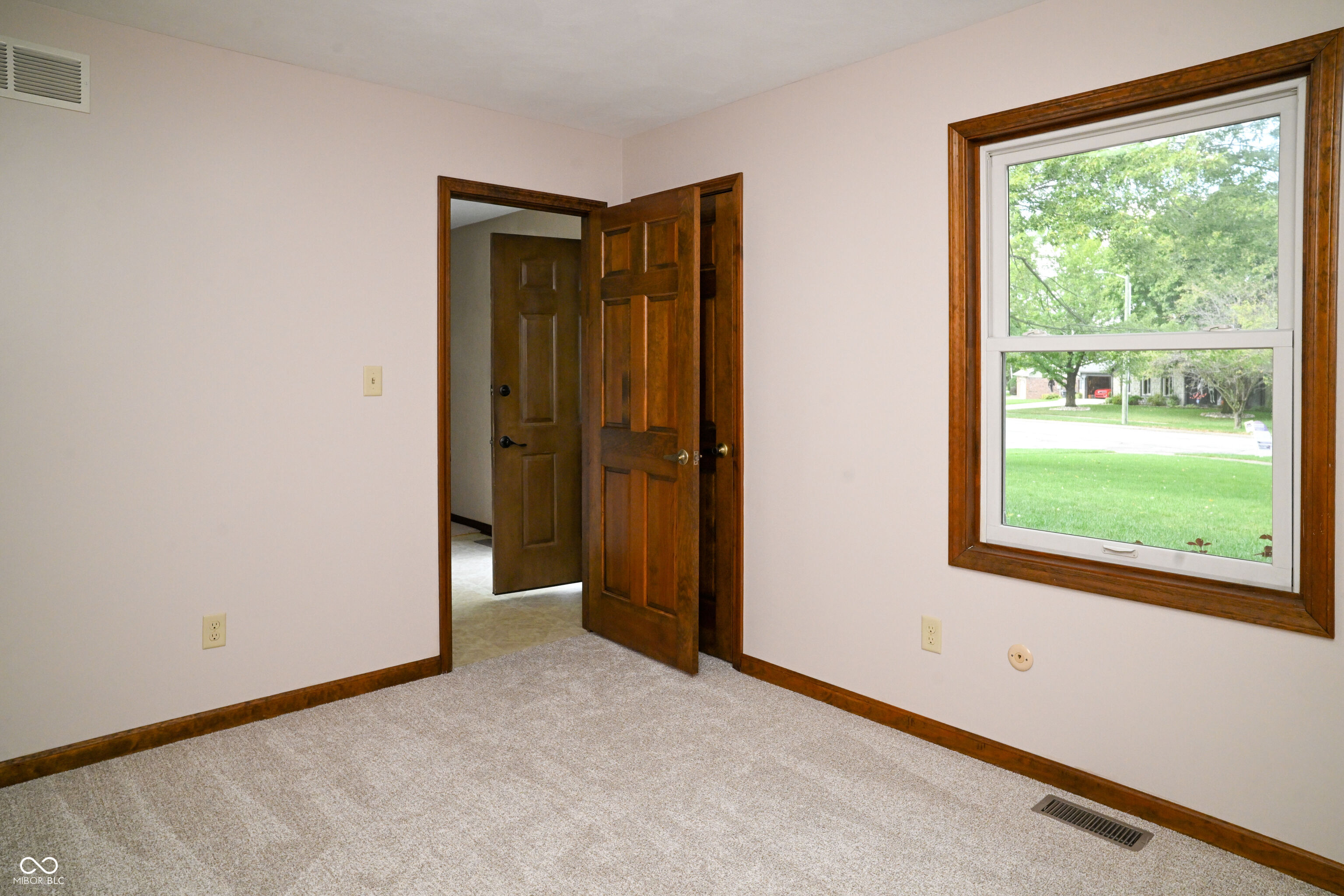 554 Whispering Trail