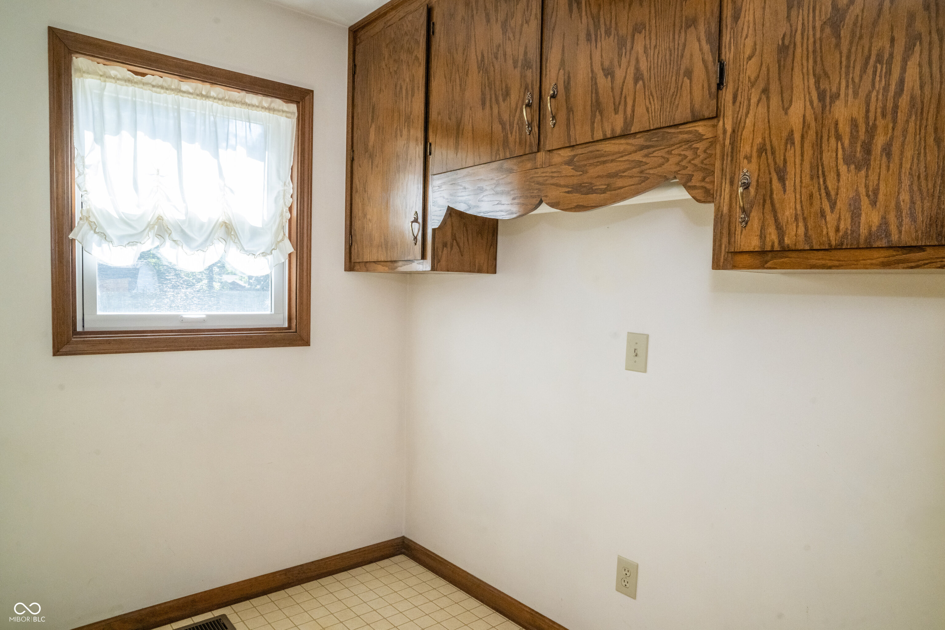 554 Whispering Trail