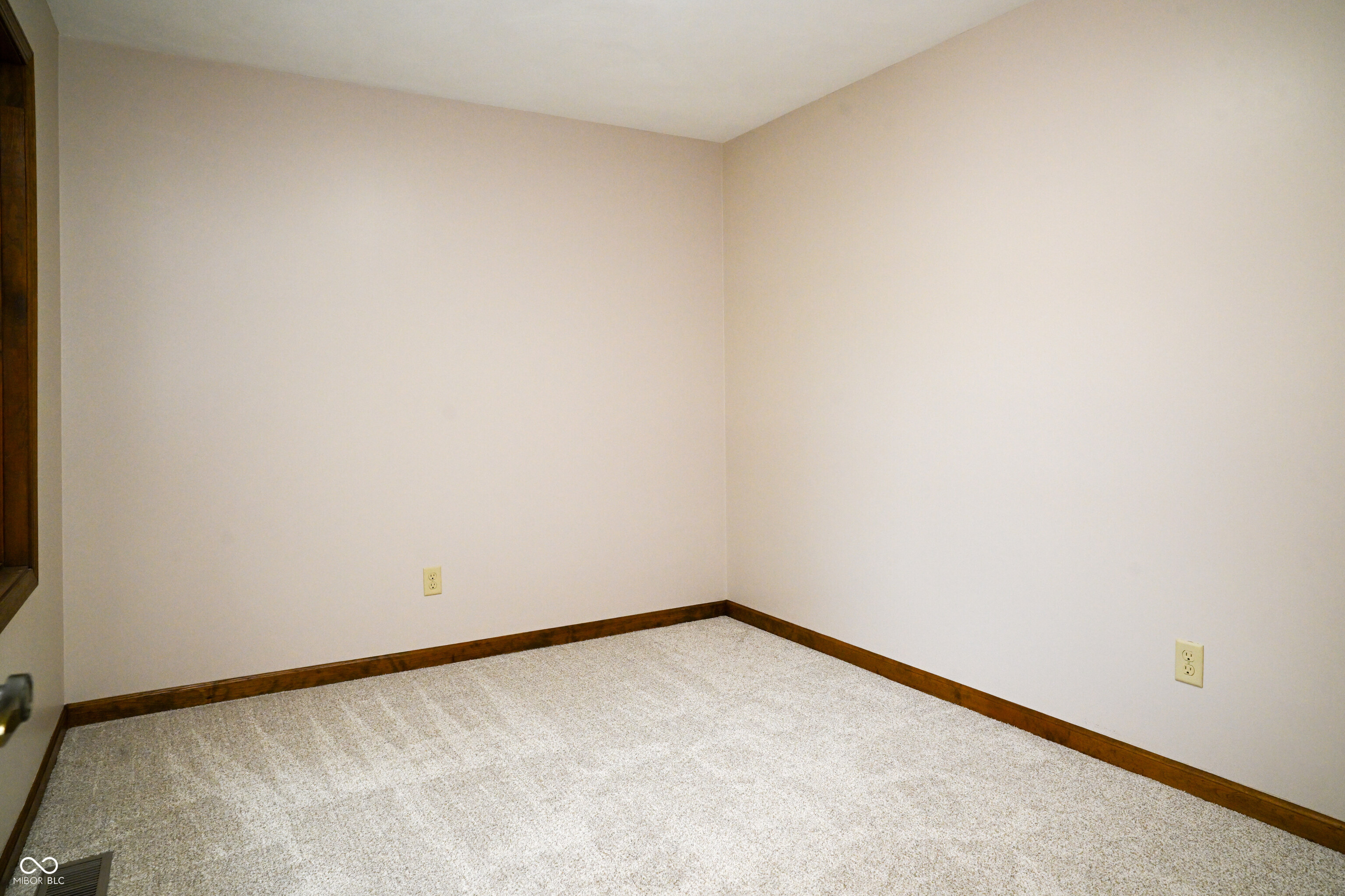 554 Whispering Trail