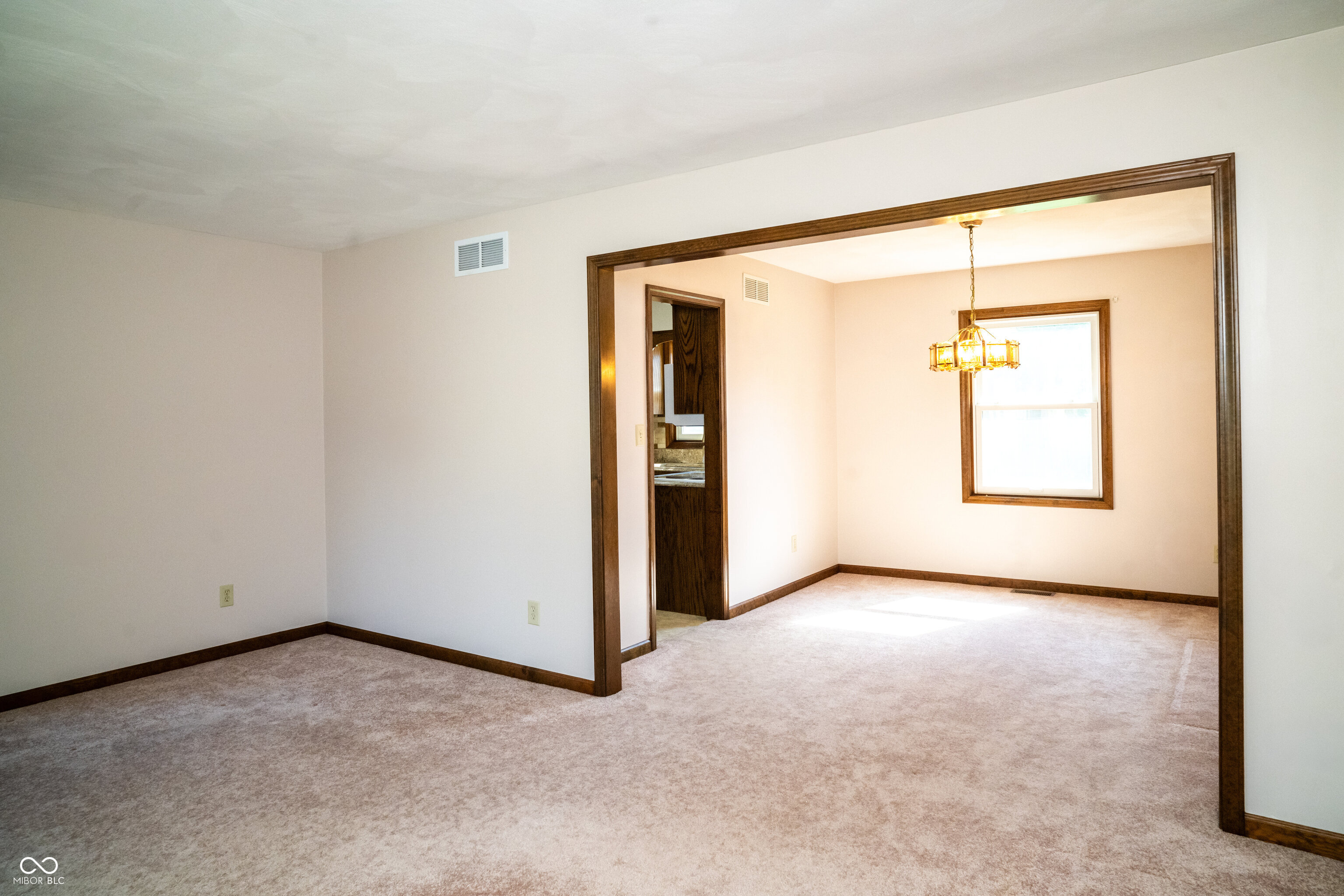 554 Whispering Trail