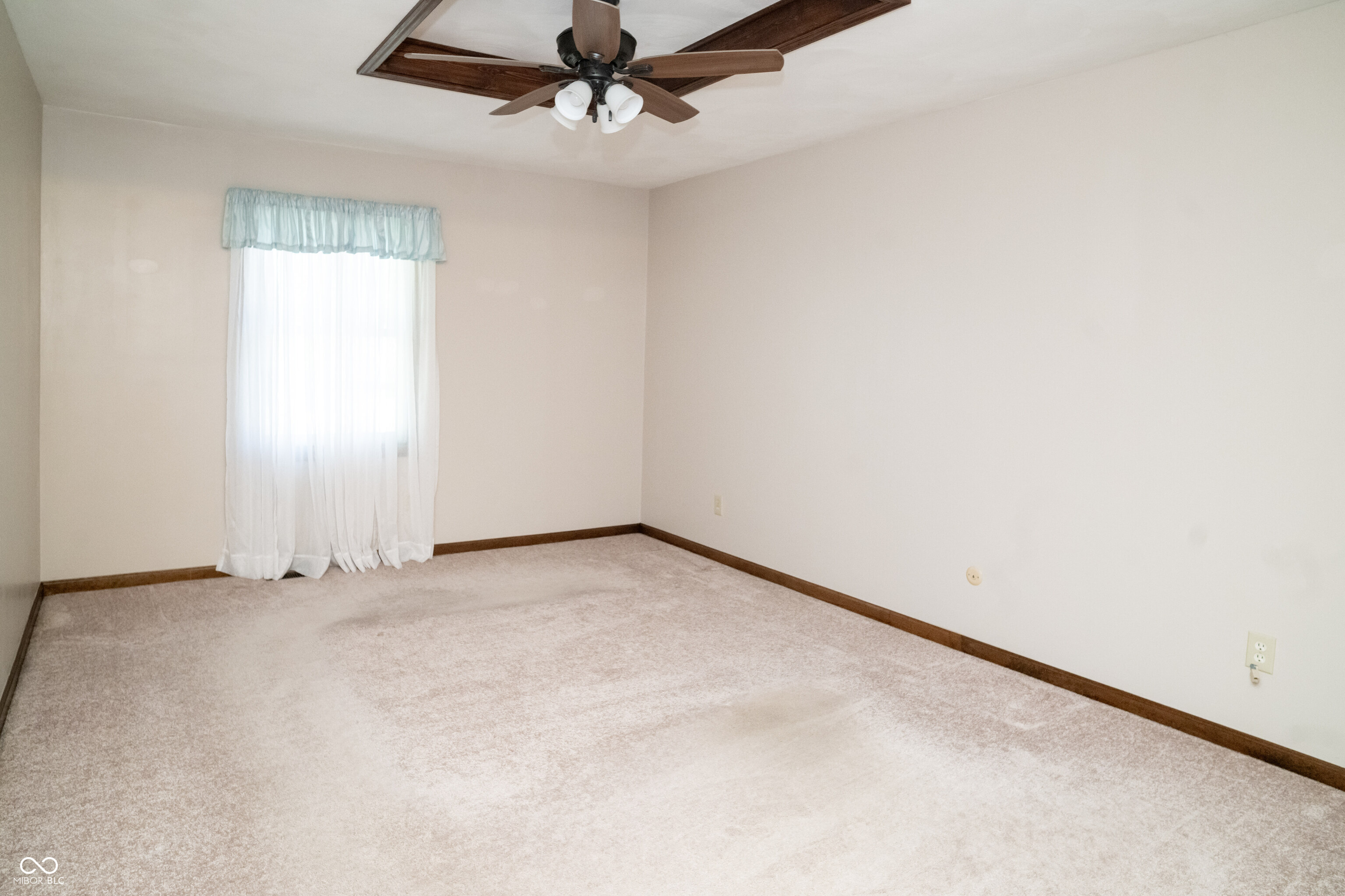 554 Whispering Trail