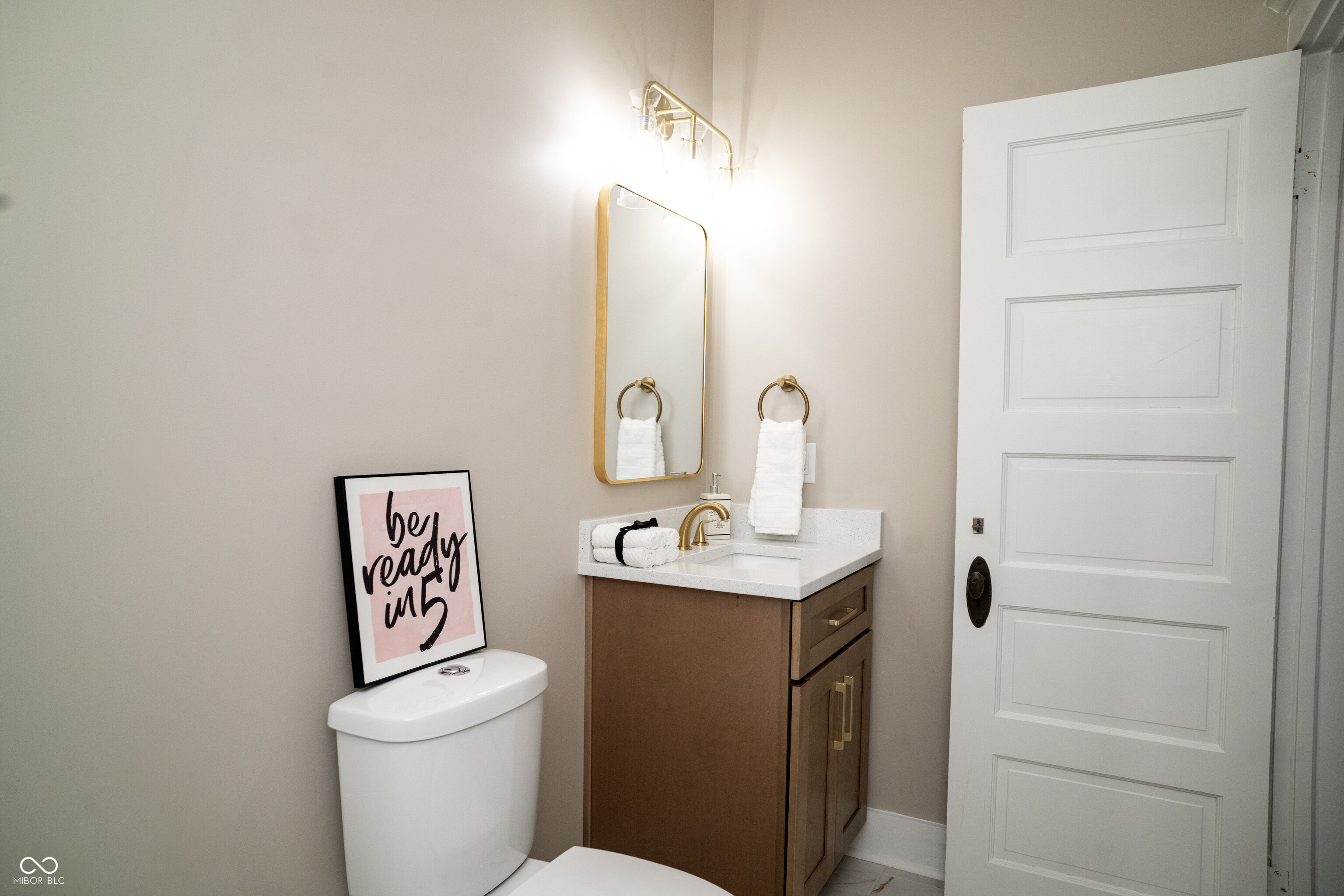 445 E Washington Street