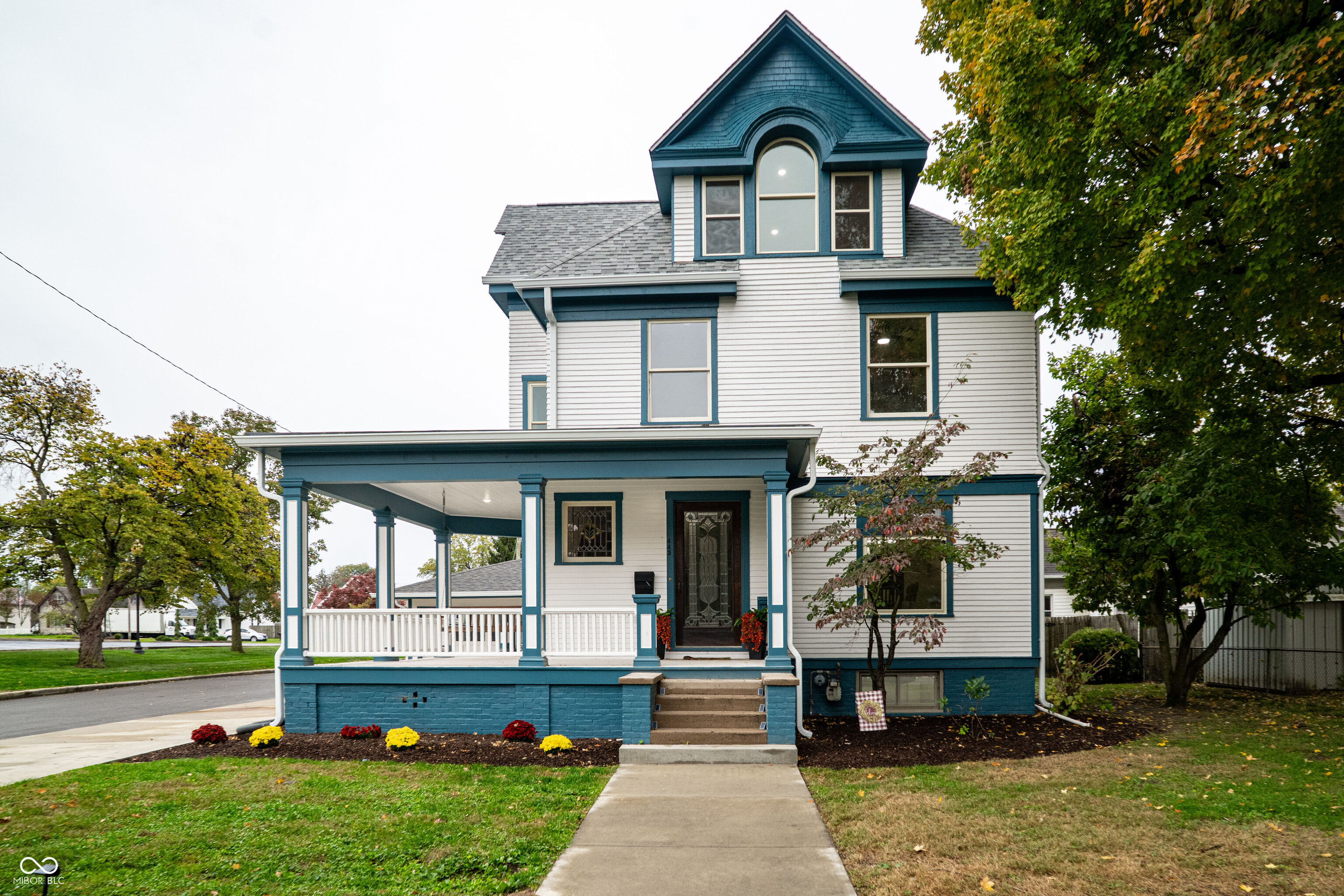 445 E Washington Street