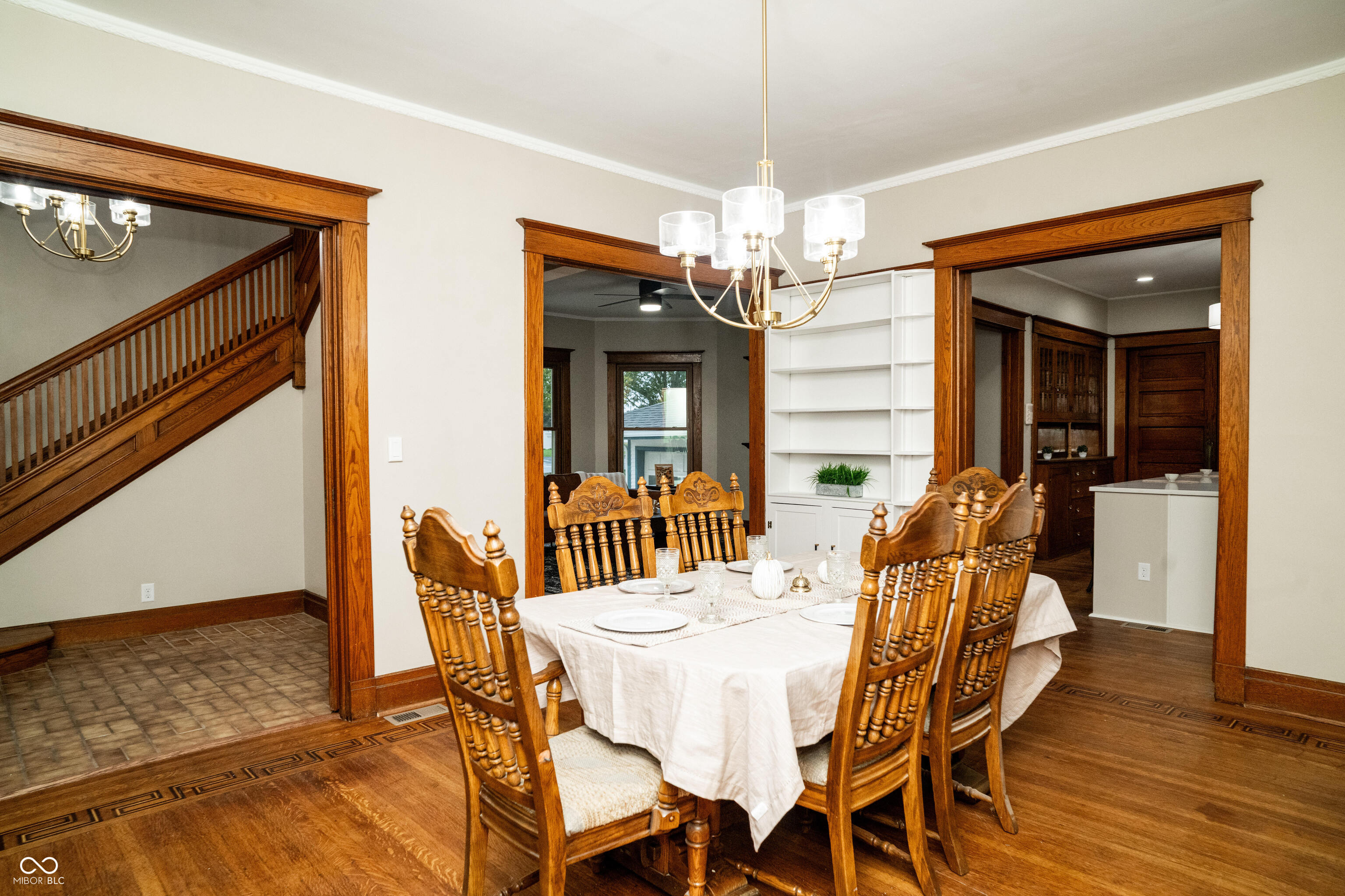 445 E Washington Street