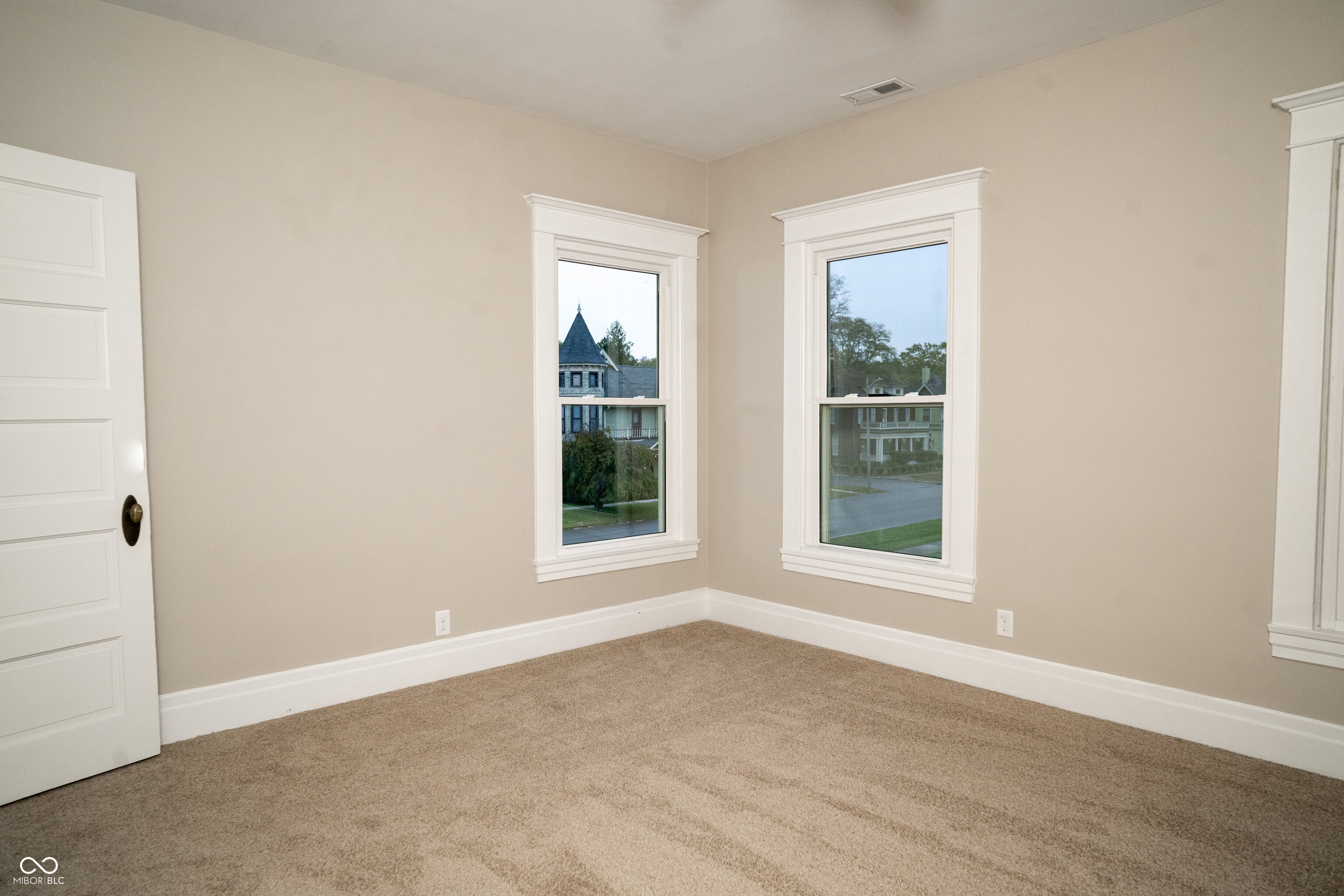 445 E Washington Street