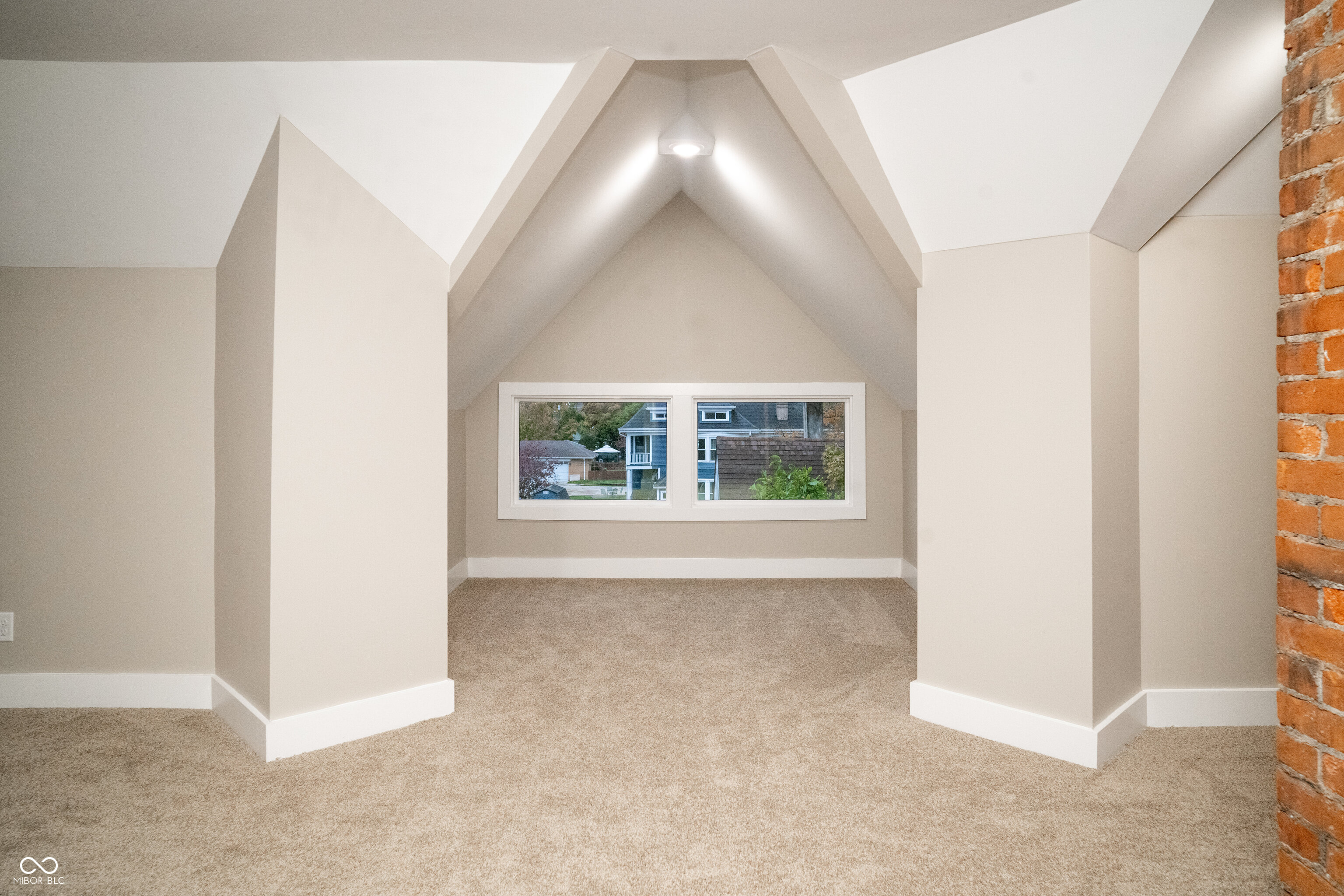 445 E Washington Street