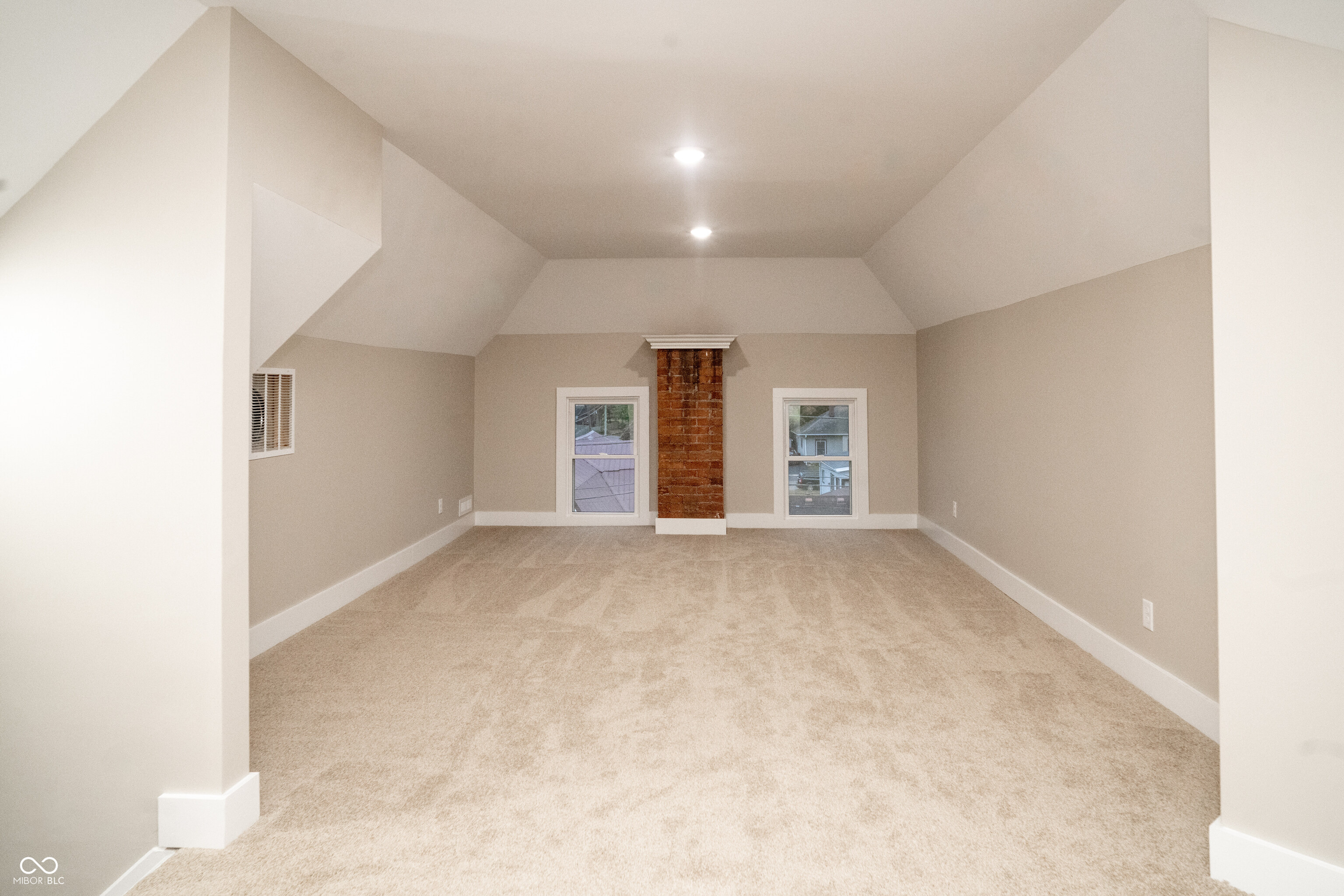 445 E Washington Street