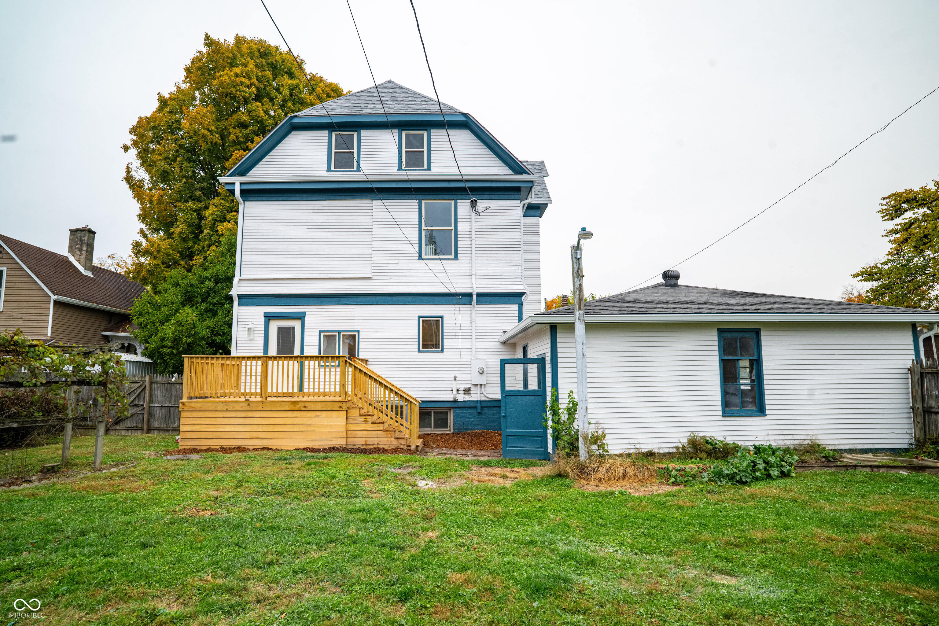 445 E Washington Street