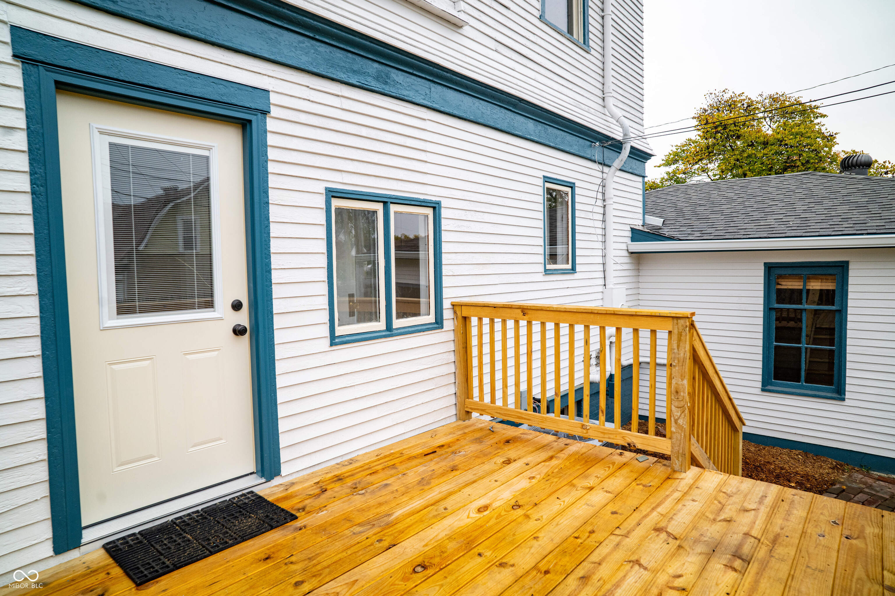 445 E Washington Street