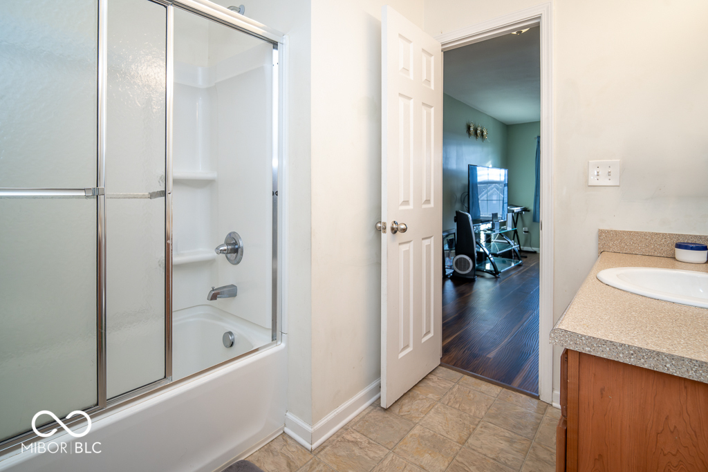 834 Blue Ash Trail
