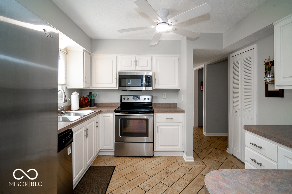 5551 Personality Court