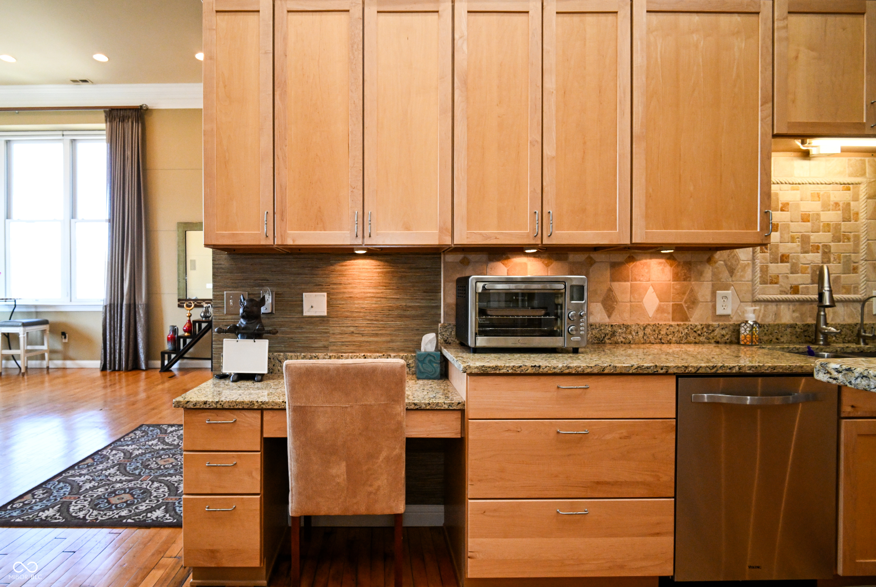 141 S Meridian Street Unit: 601