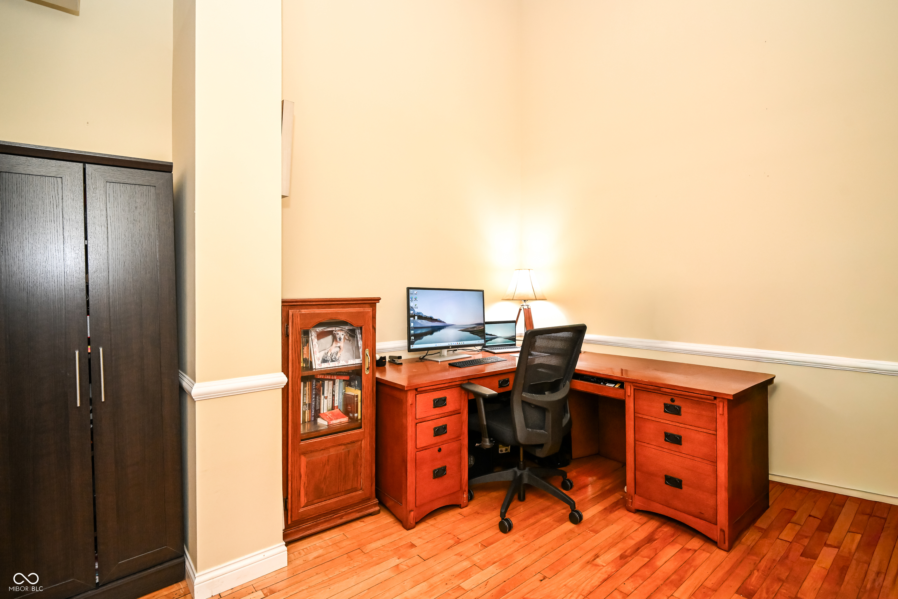 141 S Meridian Street Unit: 601