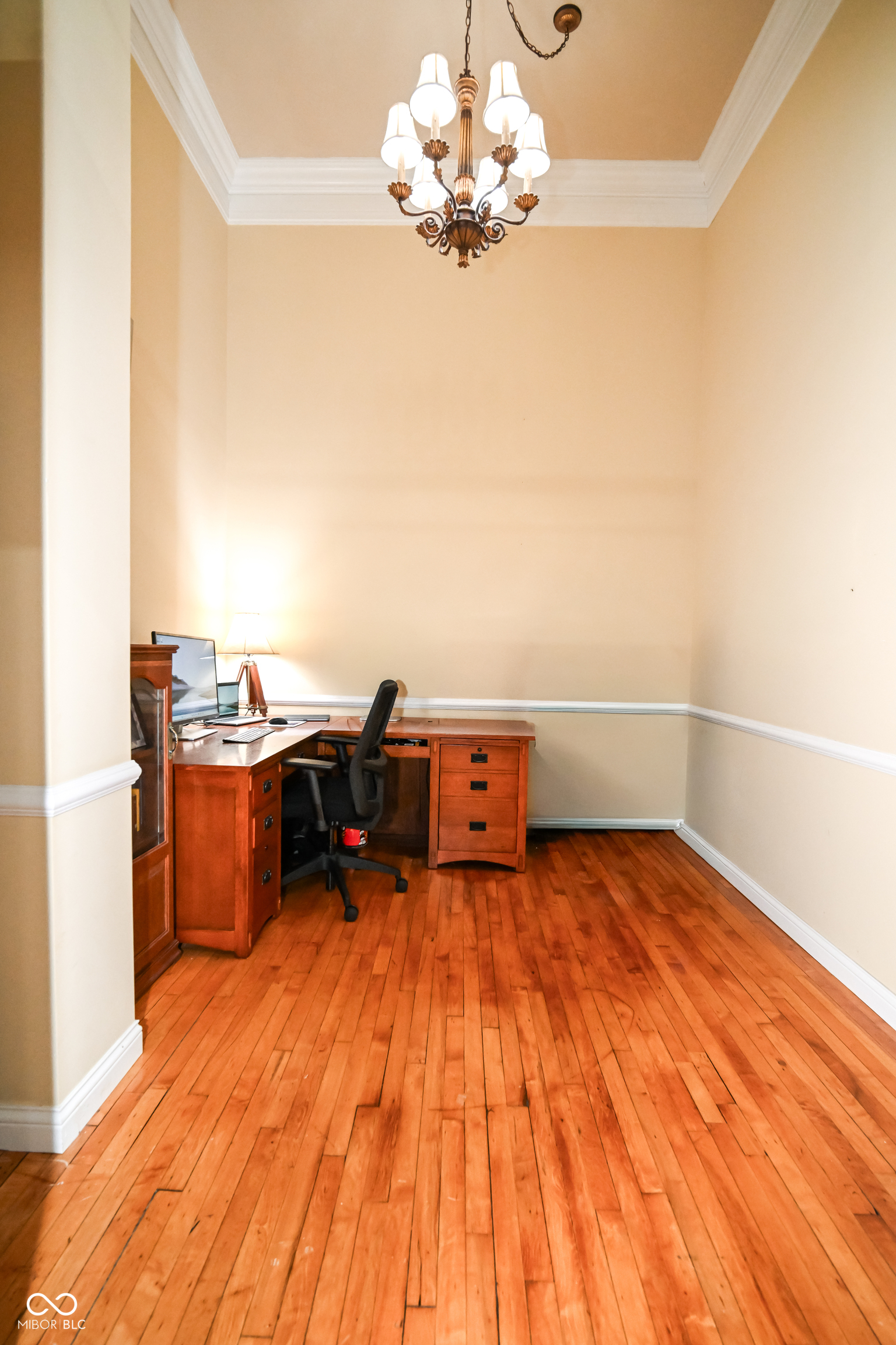 141 S Meridian Street Unit: 601