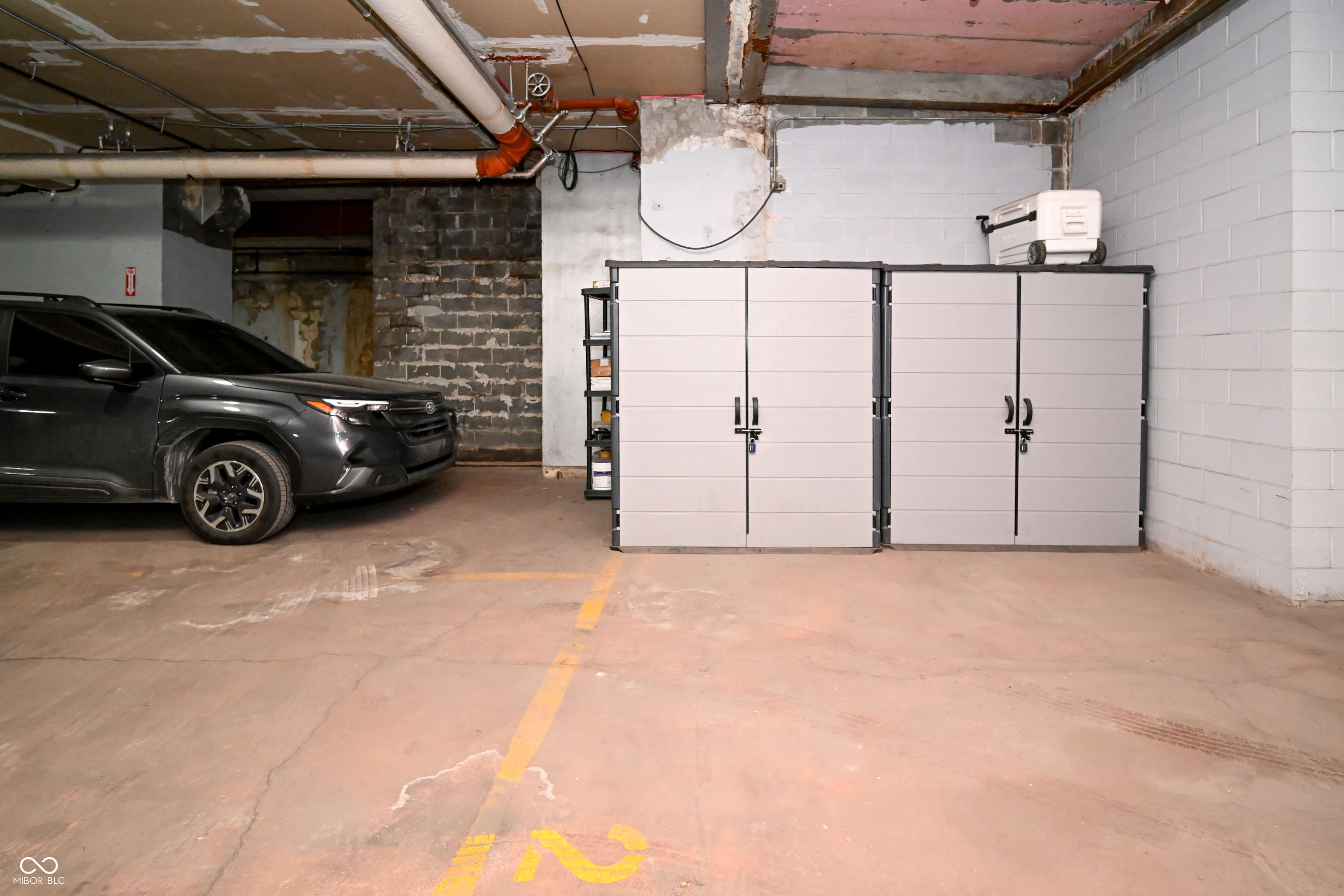 141 S Meridian Street Unit: 601