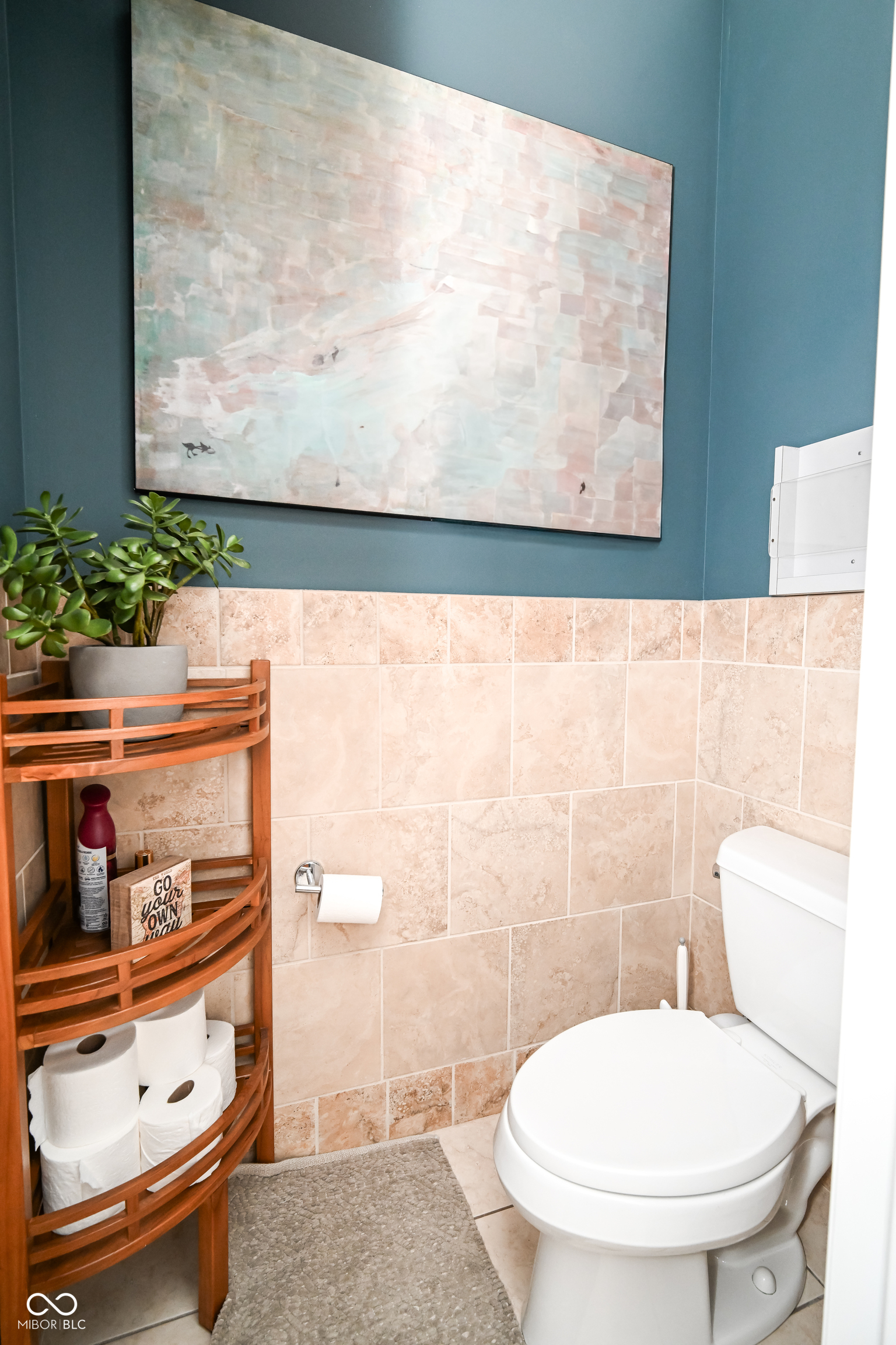 141 S Meridian Street Unit: 601