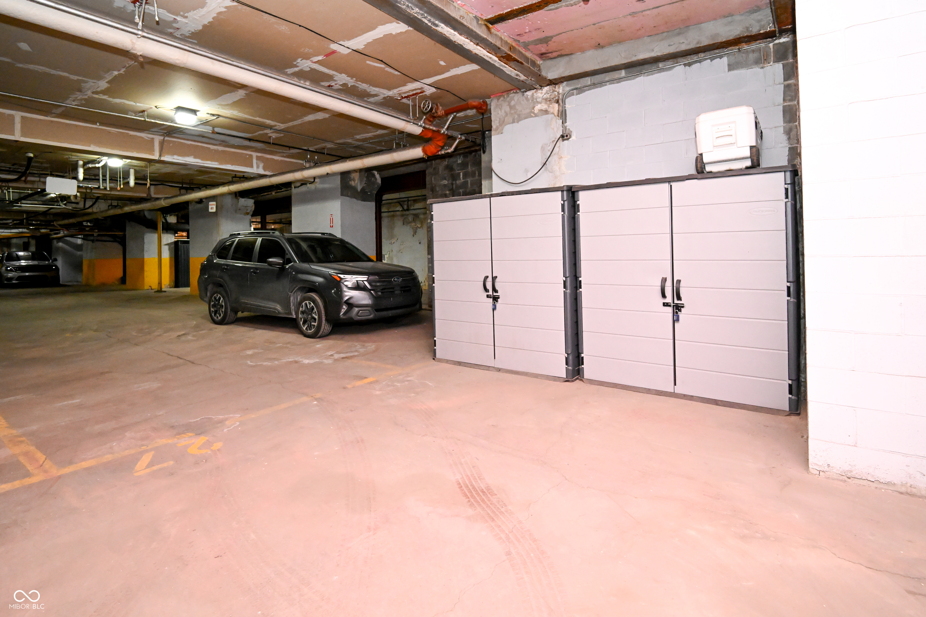 141 S Meridian Street Unit: 601