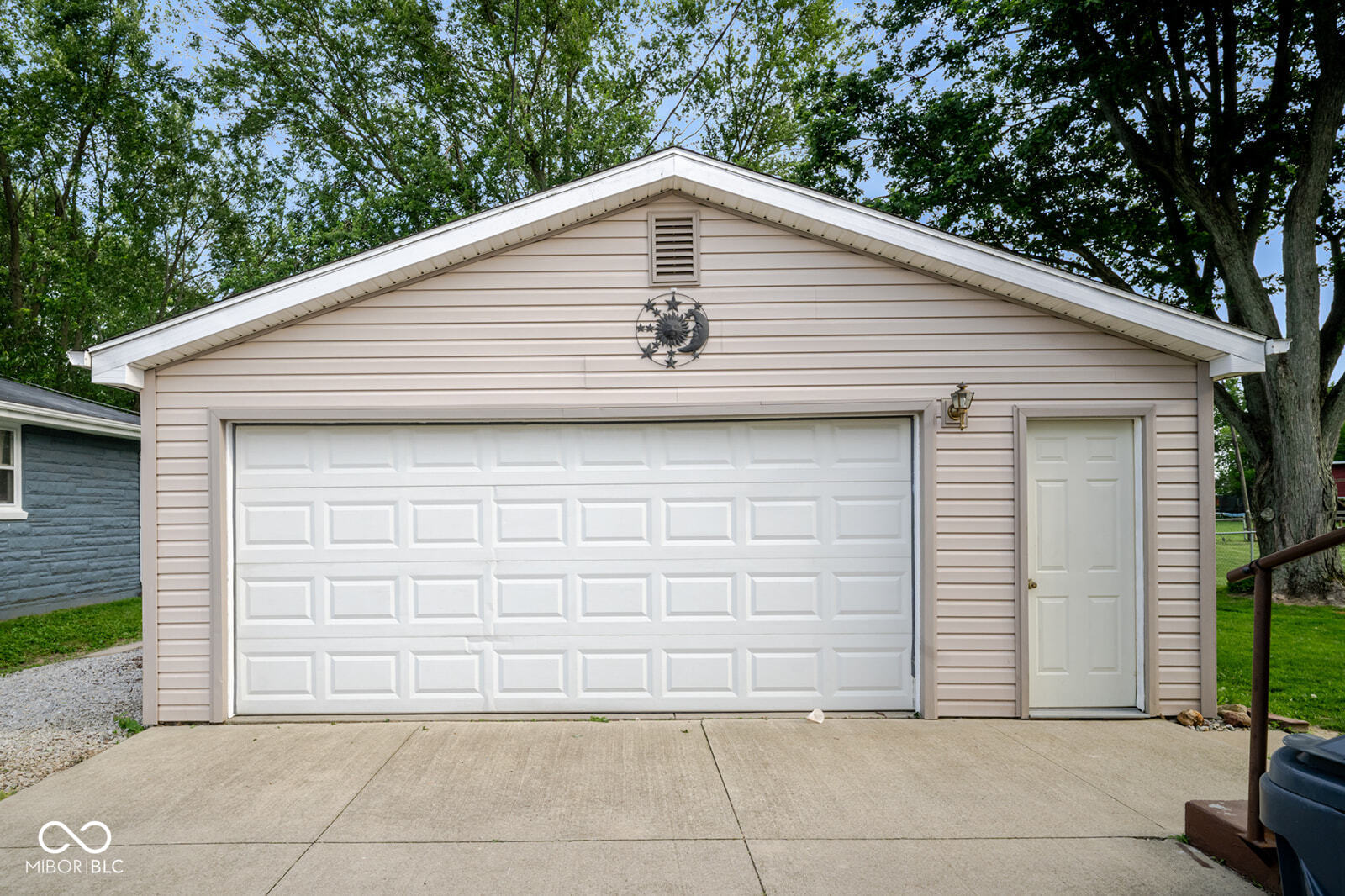 14009 W Daleville Road